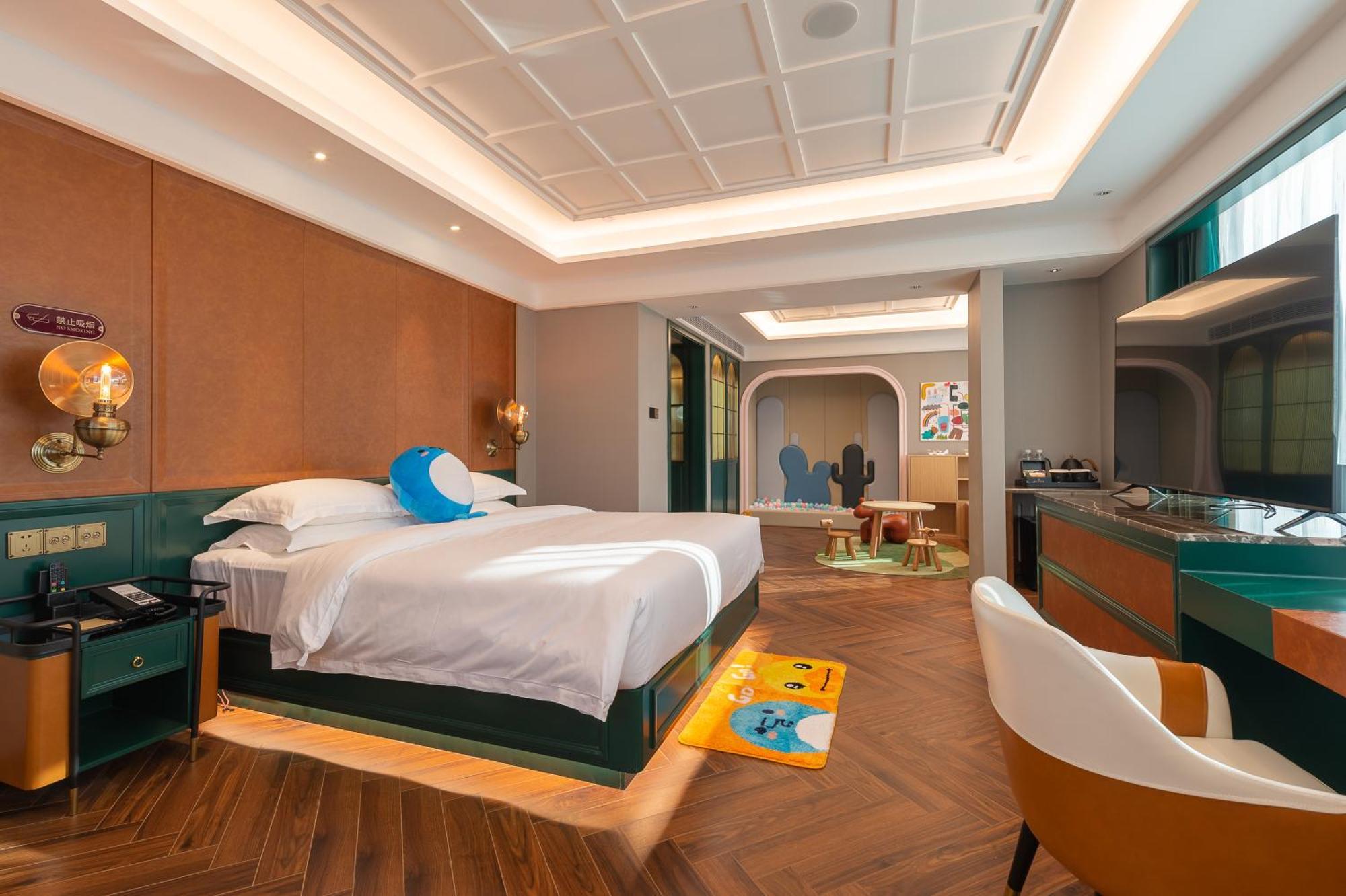 Hotel Elite International Taikoo Hui Plaza Gangding Metro Station Branch - Free Shuttle Bus To Fair Complex During Fair Period & Overseas Buyers Registration Service & Free Vpn Internet Access Guangzhou