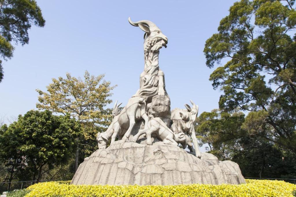 Xinghe Xinfeng Railway Station & Bus Station Branch Hotel Guangzhou