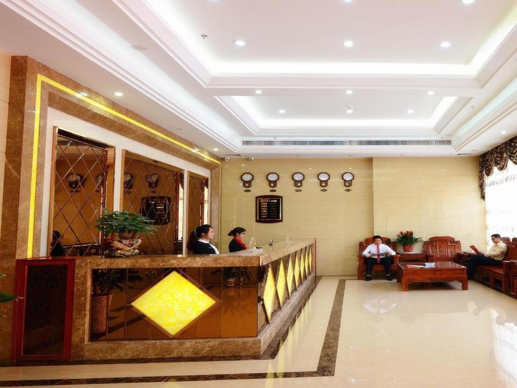 Junye International 4*