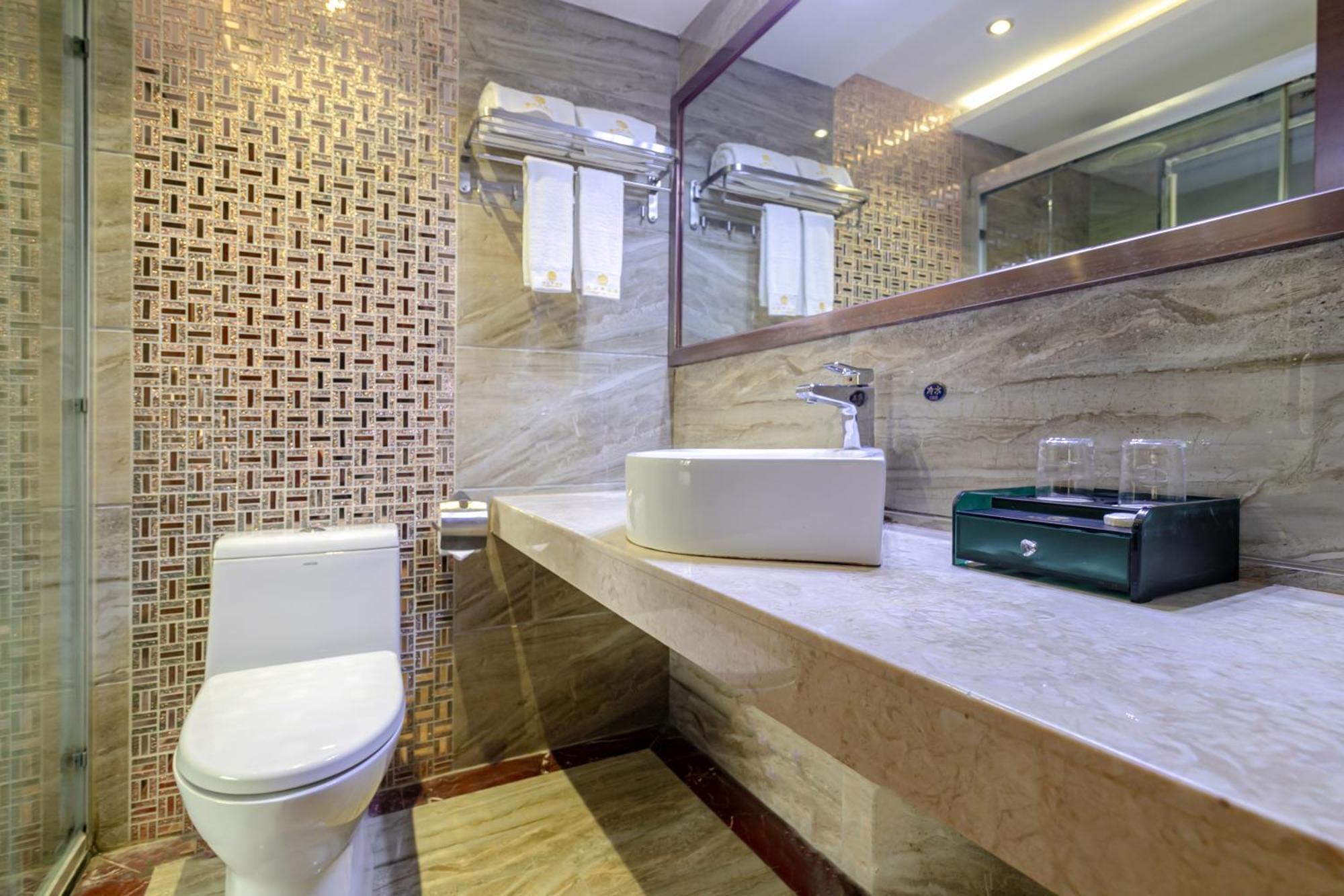 Yi Yun Baiyun International Airport Branch - Renhe Metro Station 3* Guangzhou