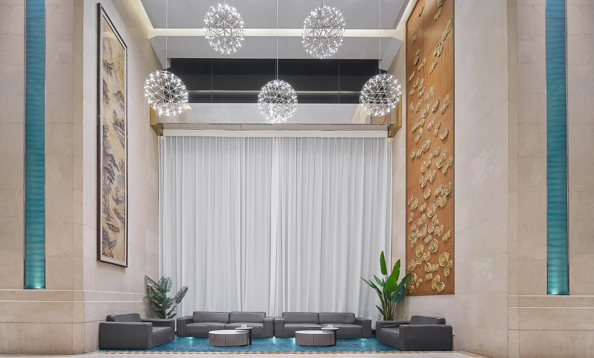 Mehood Lestie International Hotel Linhexi Guangzhou East Railway Branch - Free Shuttle Bus To Canton Fair Complex During Canton Fair Period & Free Afternoon Tea & Free Midnight Snack & Free Vpn Internet Access 4* Guangzhou