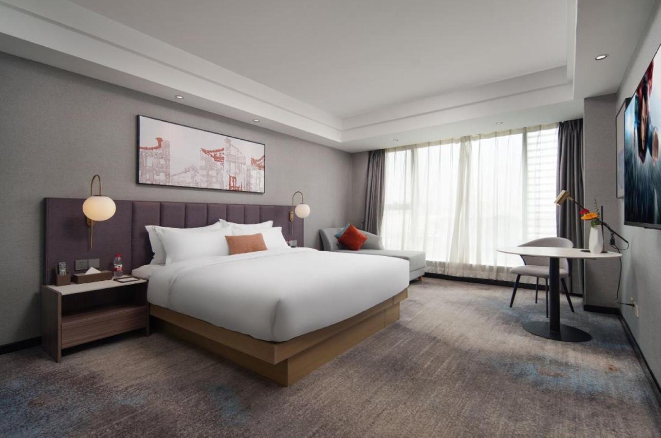 Hotel Mehood Lestie International Hotel Linhexi Guangzhou East Railway Branch - Free Shuttle Bus To Canton Fair Complex During Canton Fair Period & Free Afternoon Tea & Free Midnight Snack & Free Vpn Internet Access Guangzhou