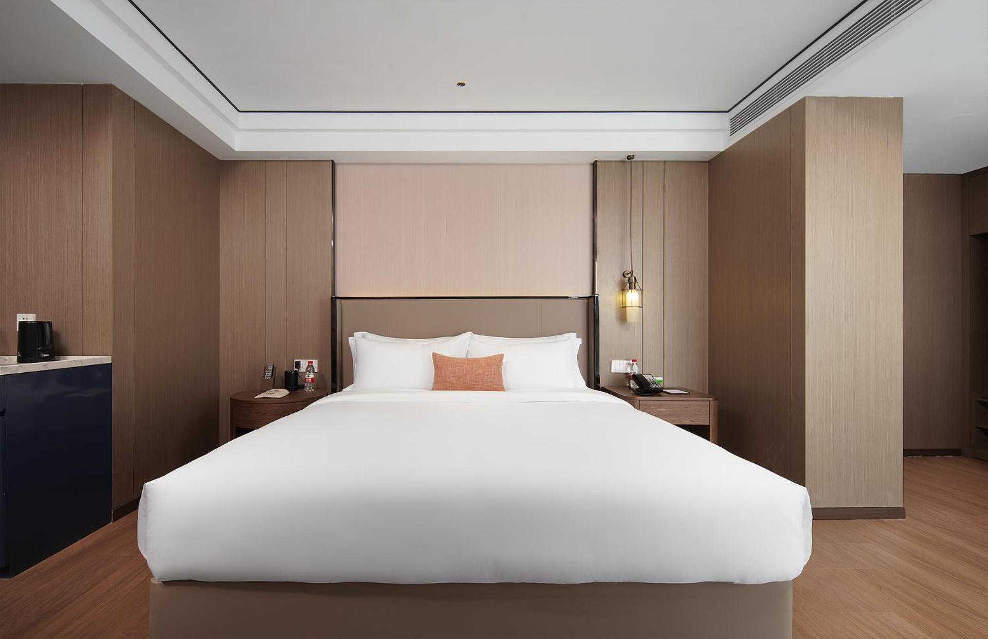 Mehood Lestie International Hotel Linhexi Guangzhou East Railway Branch - Free Shuttle Bus To Canton Fair Complex During Canton Fair Period & Free Afternoon Tea & Free Midnight Snack & Free Vpn Internet Access Hotel 4*
