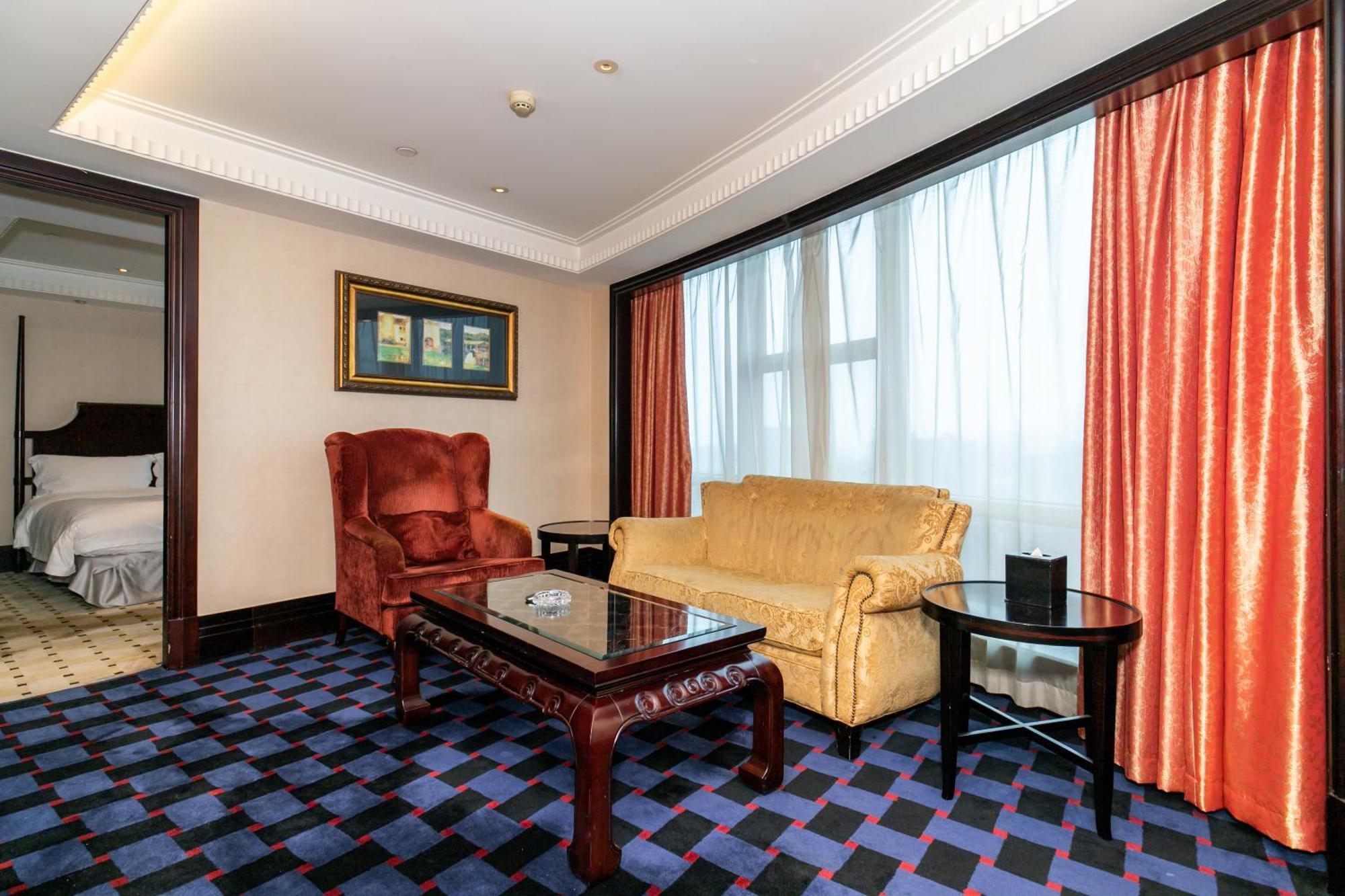 Royal Mediterranean Hotel