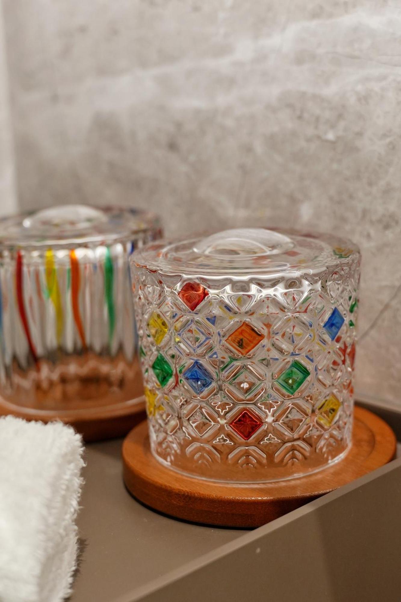 Yuexiu Guangzhou, Curio Collection By Hilton-free Shuttle Between And Exhibition Center During Fair Period & Exhibitor Registration Counter & Halal Food