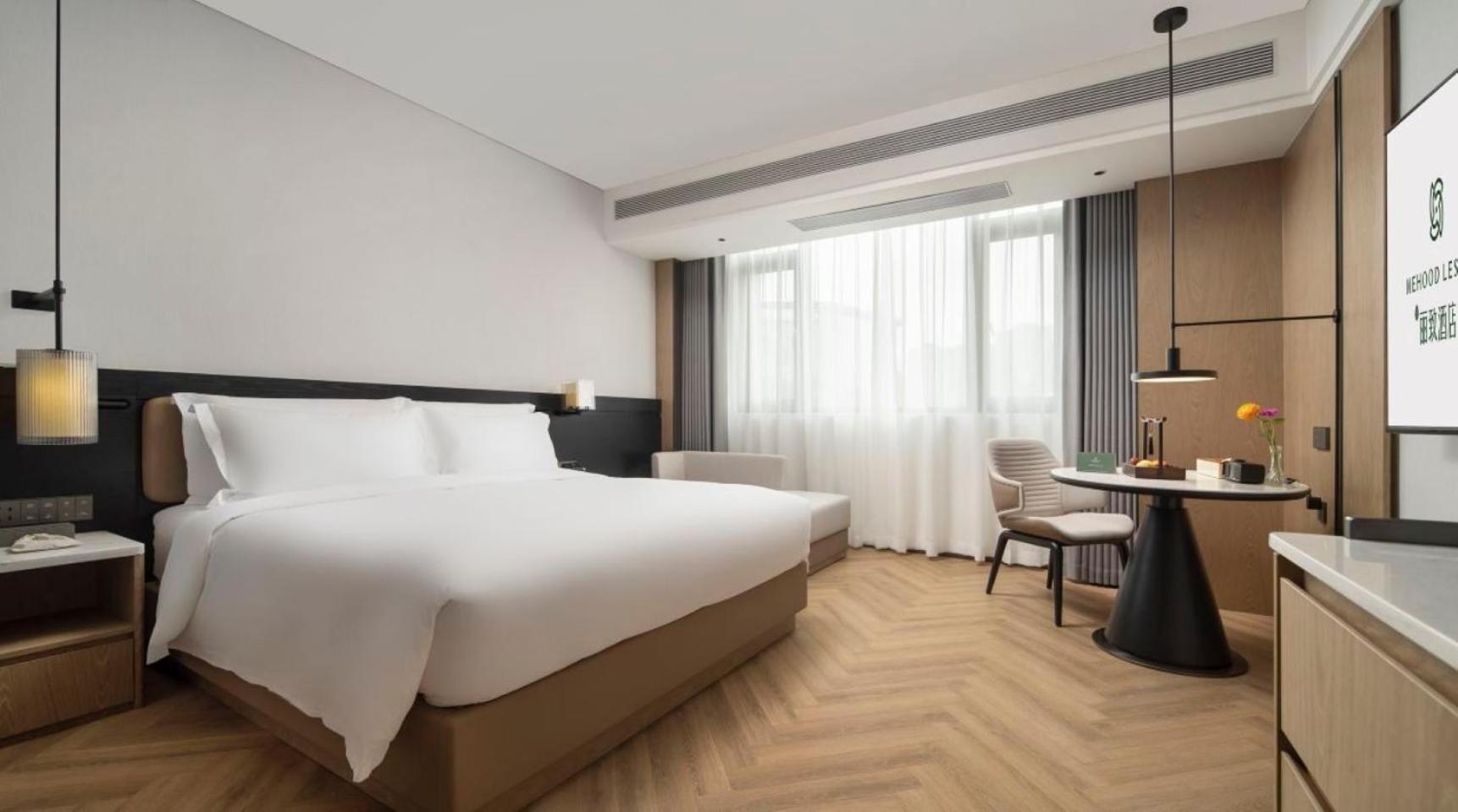 Mehood Lestie International Panyu Wanbo Yuangang Metro Station Branch - Free Shuttle Bus To Fair Complex During Fair Period & Free Afternoon Tea & Free Midnight Snack & Free Vpn Internet Access Hotel Guangzhou