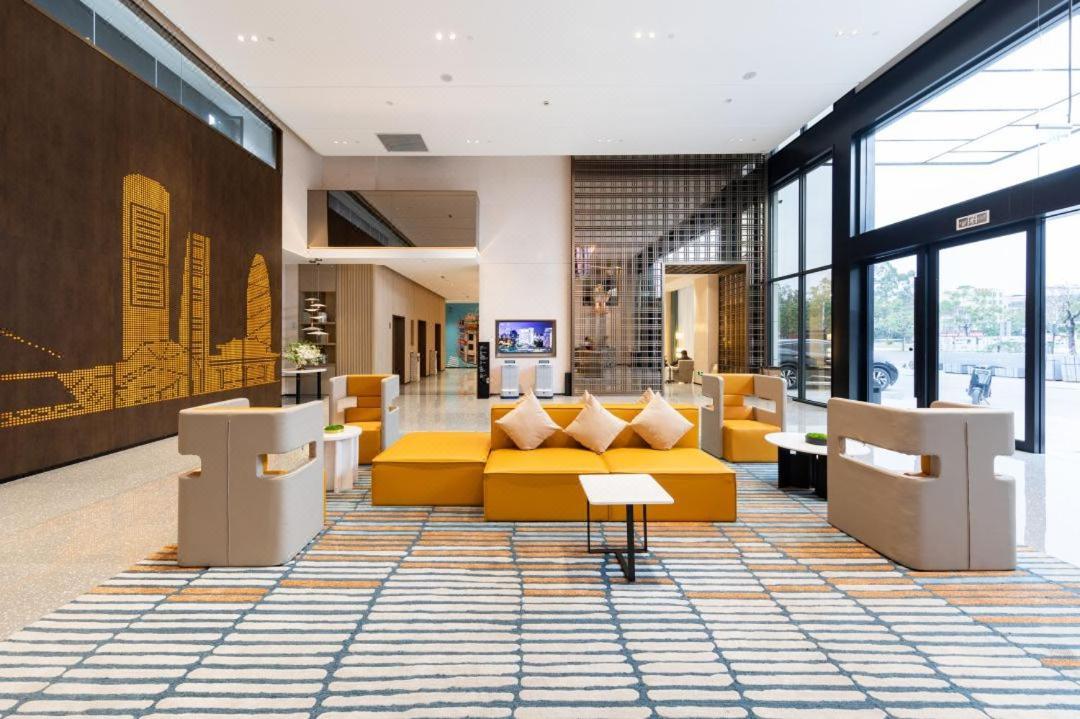 Hotel Mehood Lestie, Baiyun Airport Terminal 1 4*