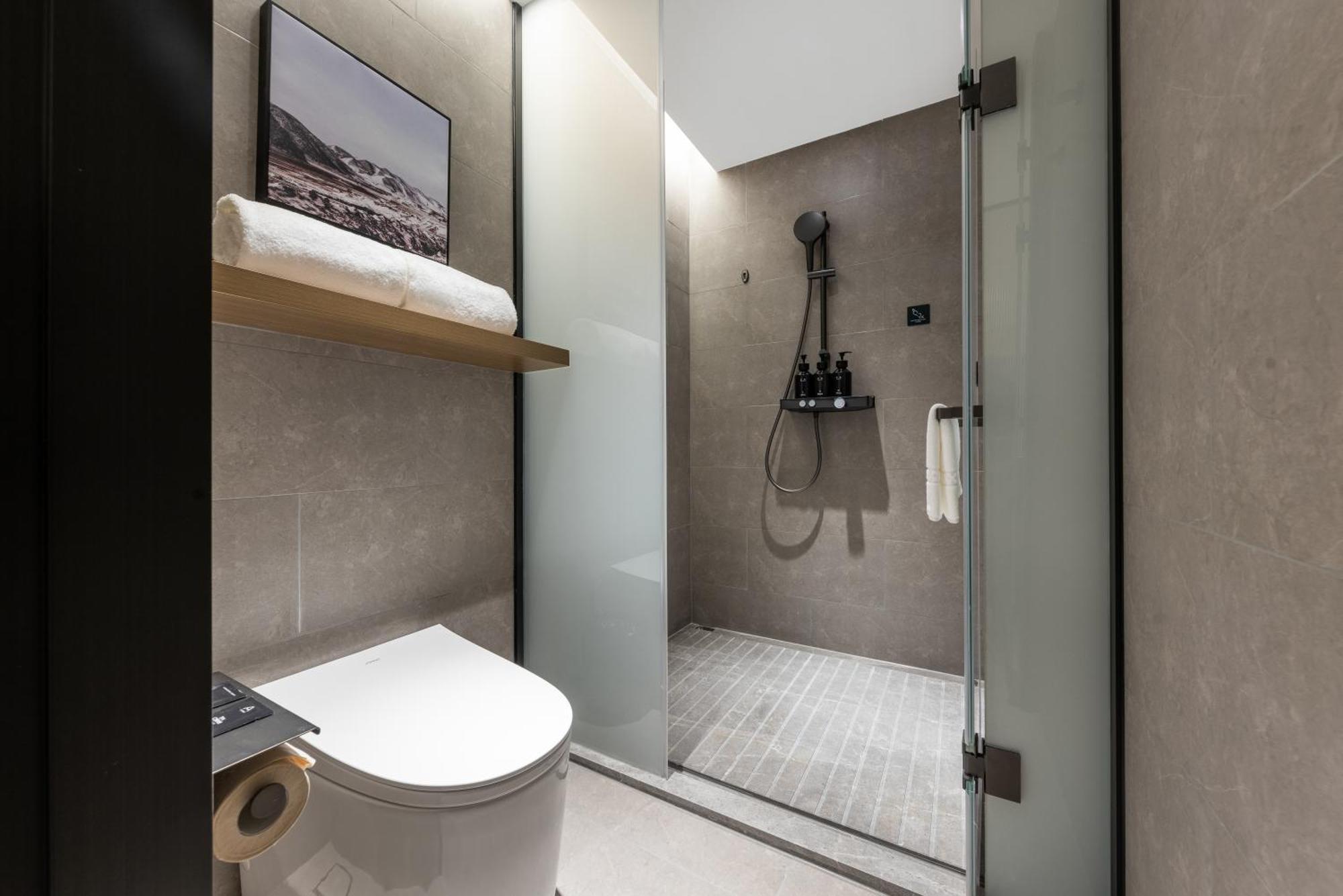 Atour Nansha Uni Mall Hotel 4*