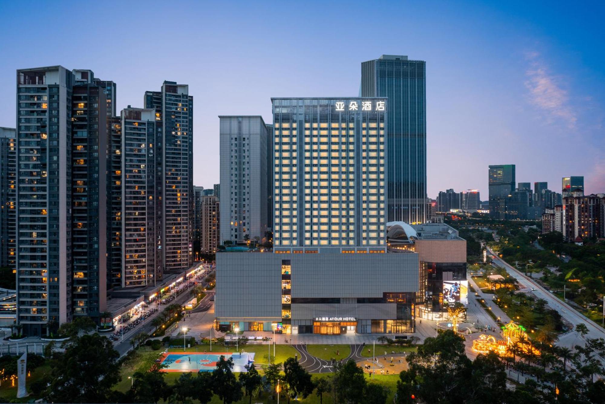 Atour Nansha Uni Mall Hotel