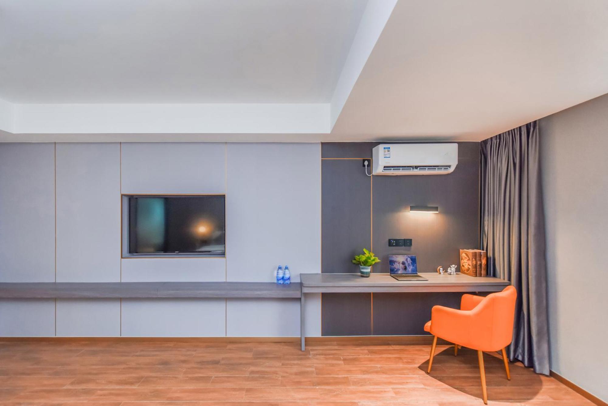 Shangpin - New Baiyun International Airport Flagship Store Hotel