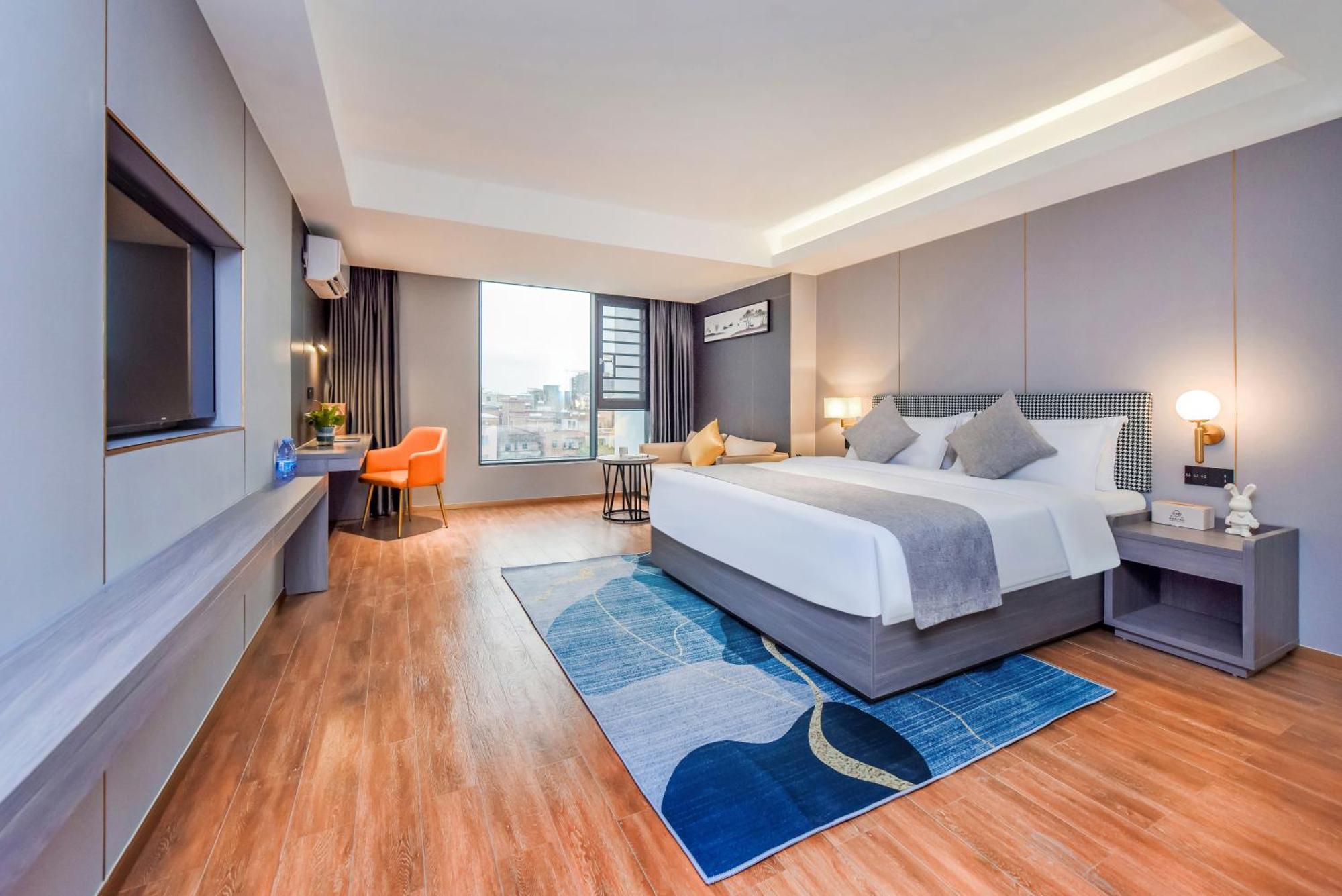 Shangpin - New Baiyun International Airport Flagship Store 3*