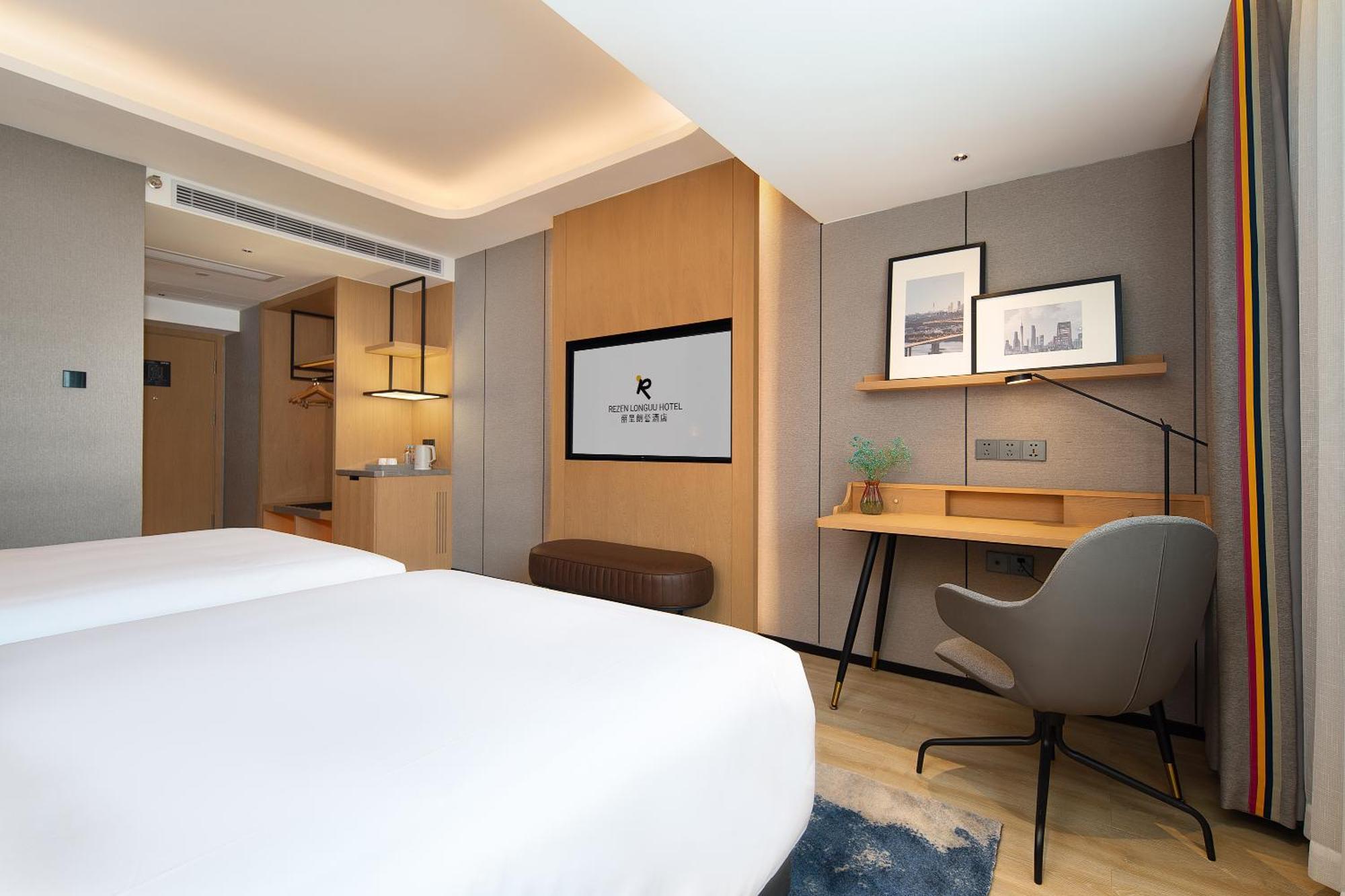 Langham Honor International Fair Complex Branch - Free Shuttle To Fair Complex During Fair Period & Free Mini Bar Hotel 4*