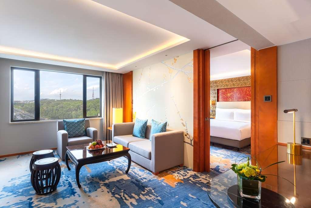 China Hotel *