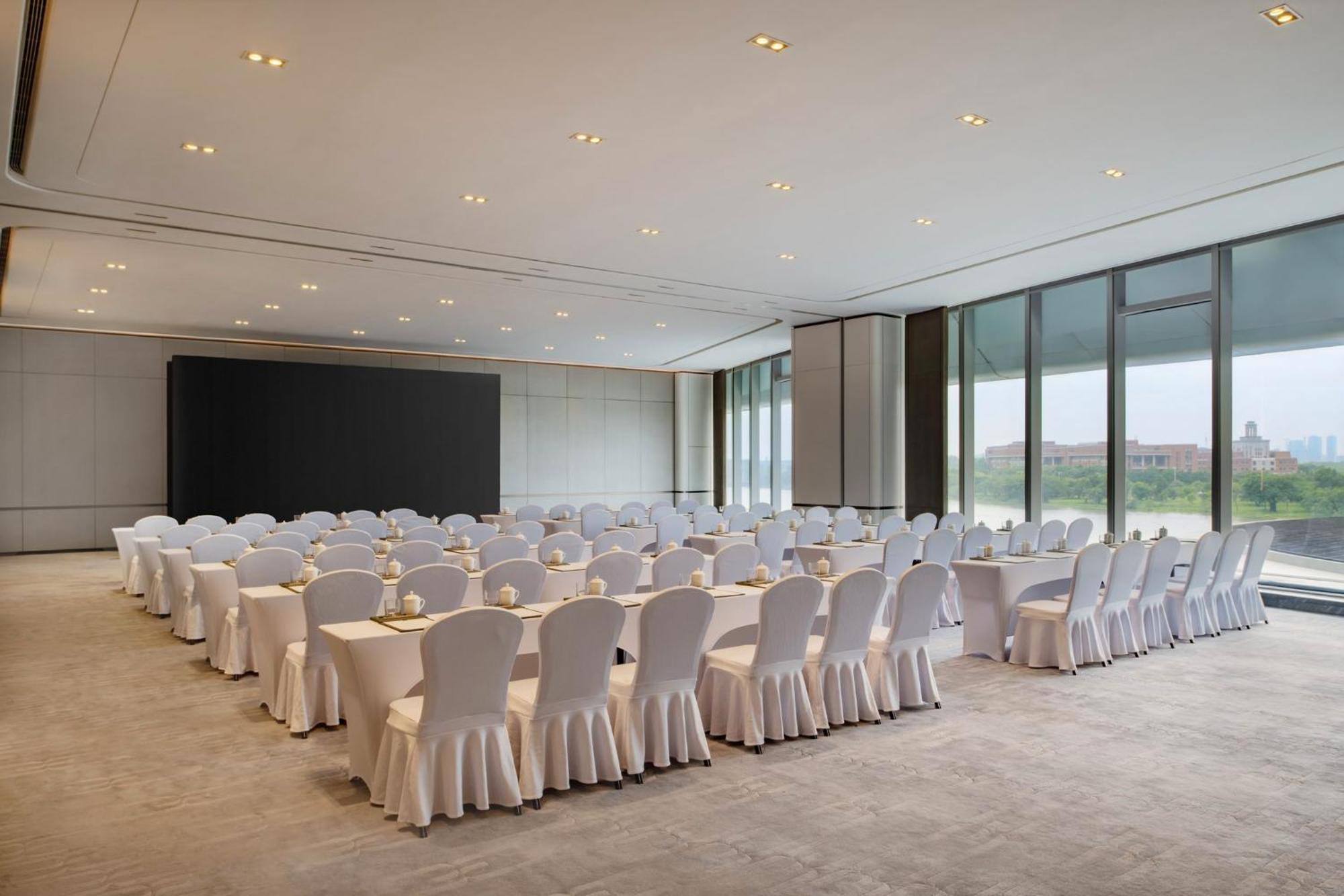 Vignette Collection The Xanadu Guangzhou, An Ihg Hotel - -Free Canton Fair Shuttle Bus During Canton Fair Hotel