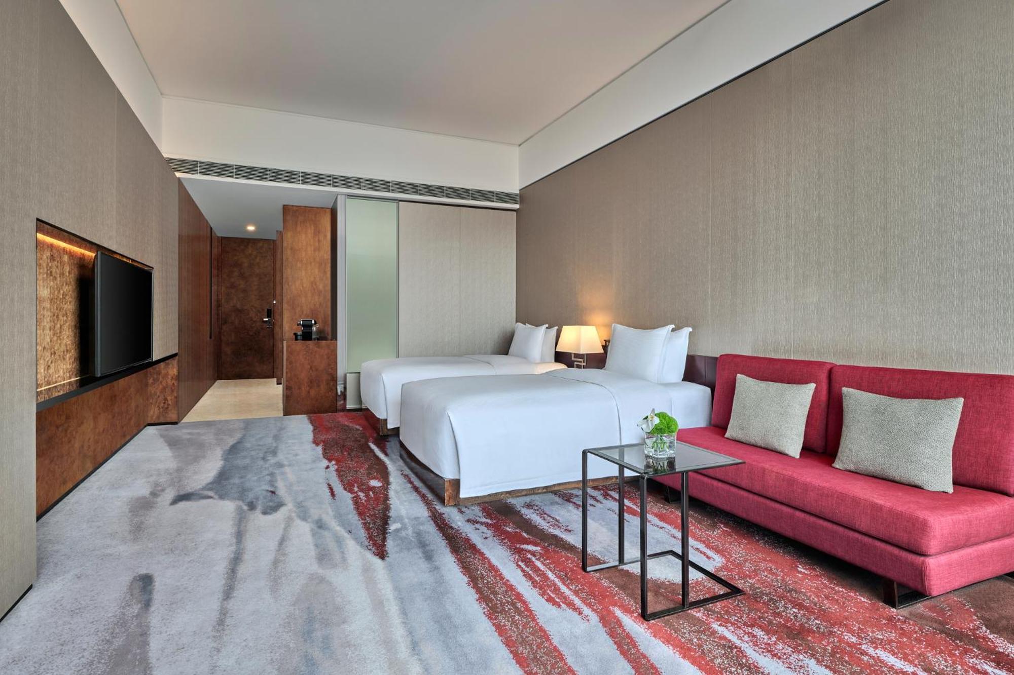 Hilton Tianhe: Fair Shuttle & Registration