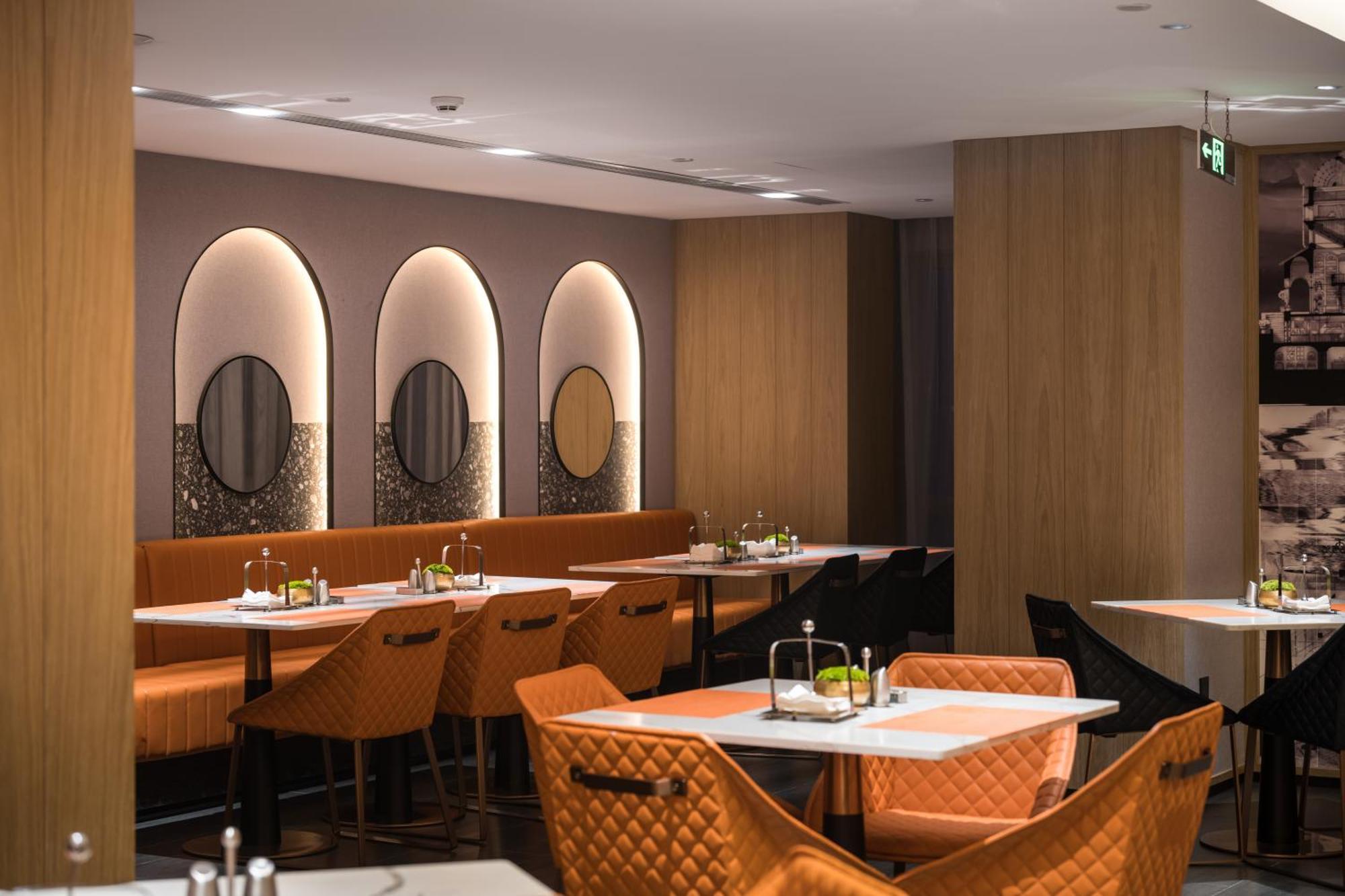 Hotel Arthur Luogang Xiangang Metro Guangzhou-free Shuttle Bus For Fair&free Breakfast And Afternoon Tea 4*