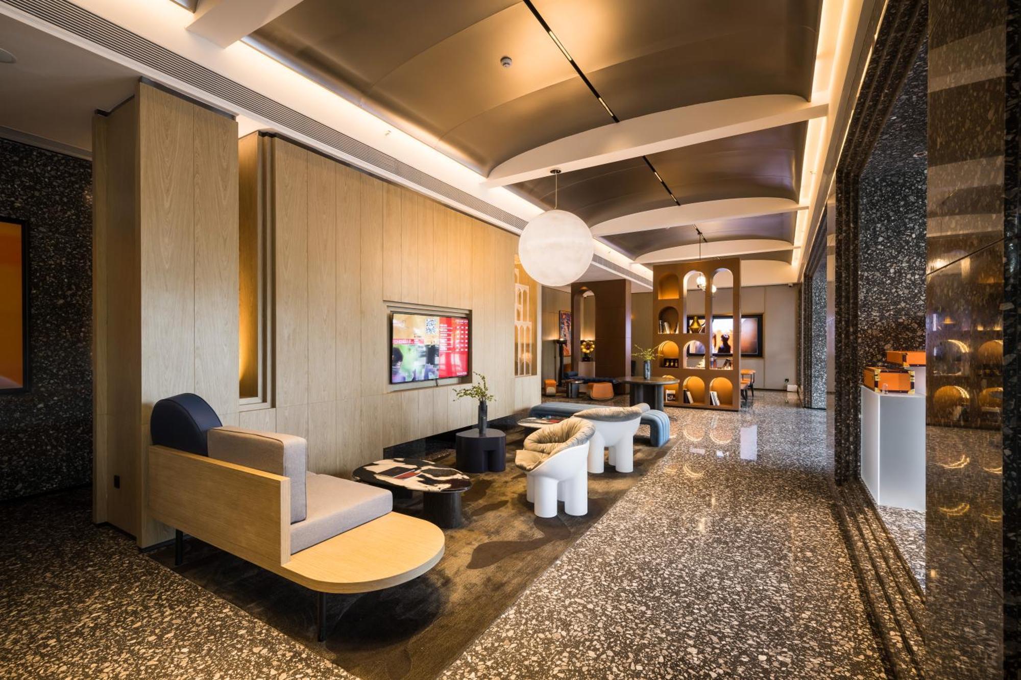 Arthur Luogang Xiangang Metro Guangzhou-free Shuttle Bus For Fair&free Breakfast And Afternoon Tea Hotel Guangzhou