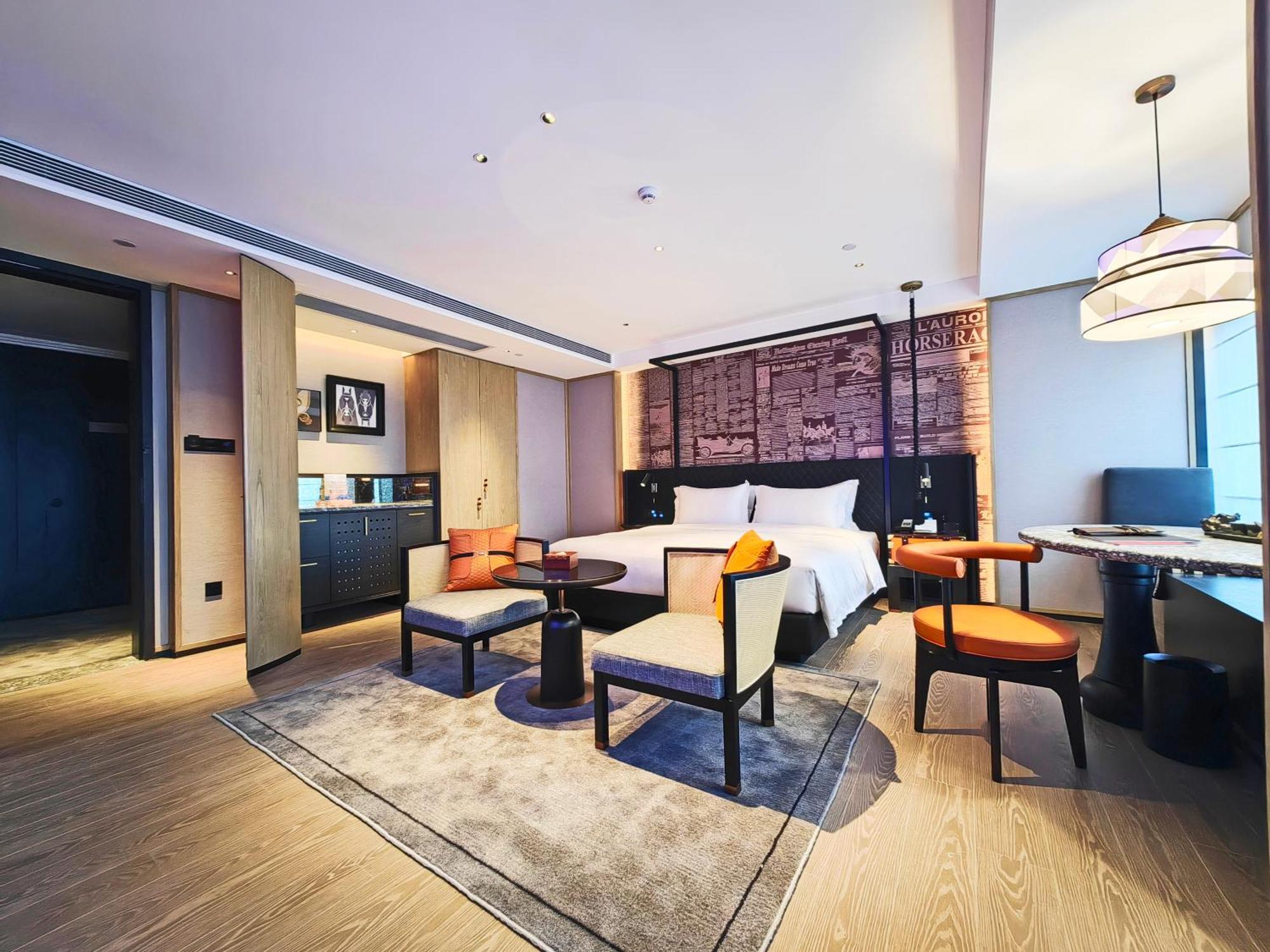 Arthur Luogang Xiangang Metro Guangzhou-free Shuttle Bus For Fair&free Breakfast And Afternoon Tea Hotel