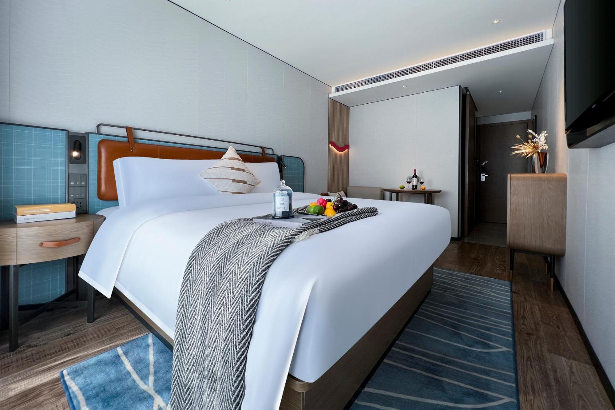 Echarm Dongpu Financial Pazhou Convention Center - Free Shuttle Bus For Fair