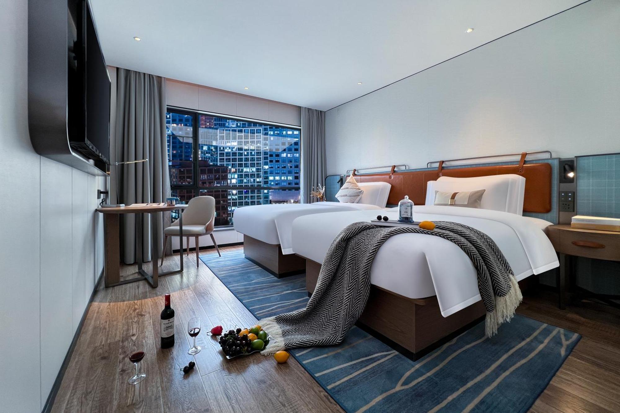 Echarm Dongpu Financial Pazhou Convention Center - Free Shuttle Bus For Fair Hotel