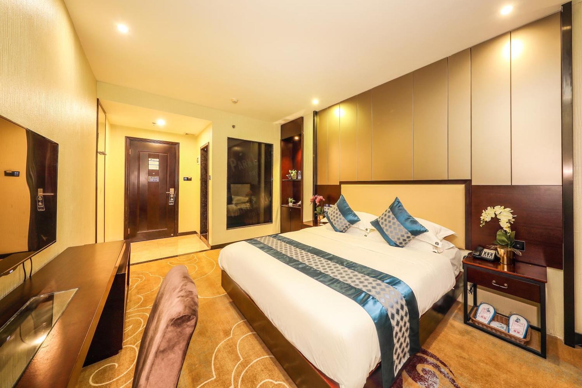 Bosheng International Baiyun International Airport Huadu Plaza Branch - Free Deliver Service To Baiyun International Airport & Free Deliver Service To Fair Complex During Fair Period 3* Canton