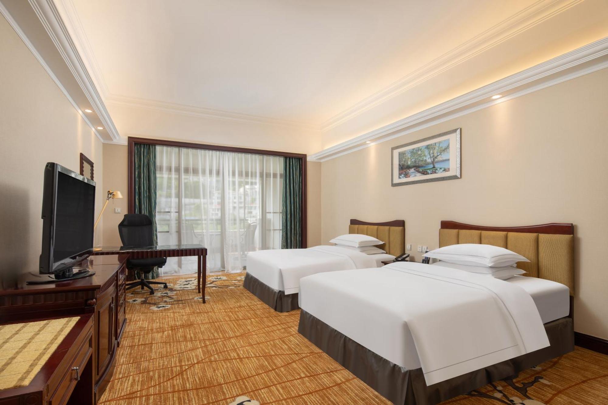 Phoenix Hotel