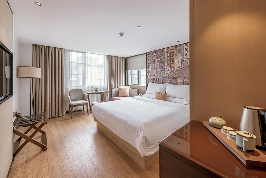 Join Shipai Qiao Metro Branch 4*