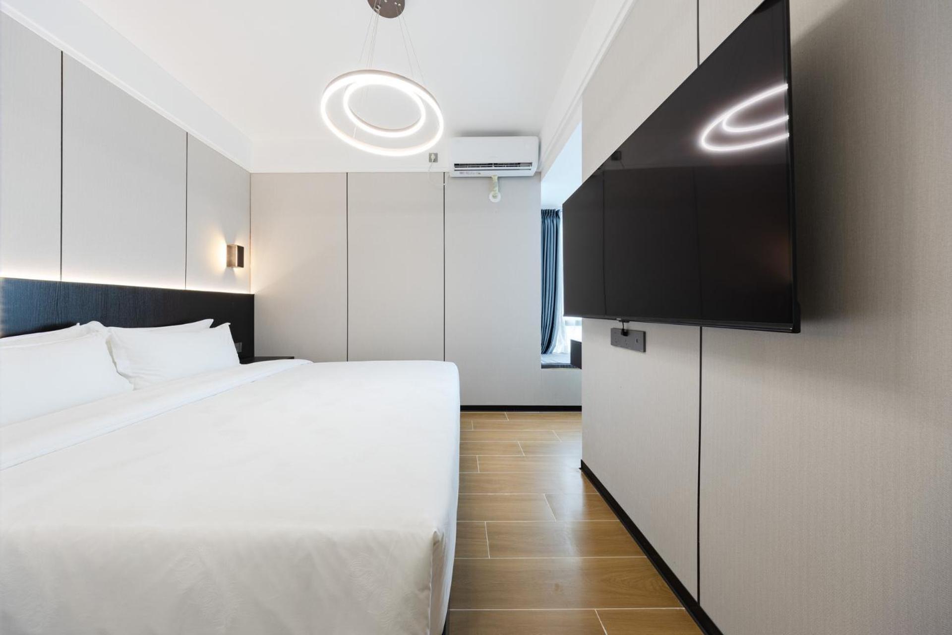 Yoomanjoo - Taikoo Hui Zhengjia Plaza Shipaiqiao Metro Station Branch - Fair Hotel 4*