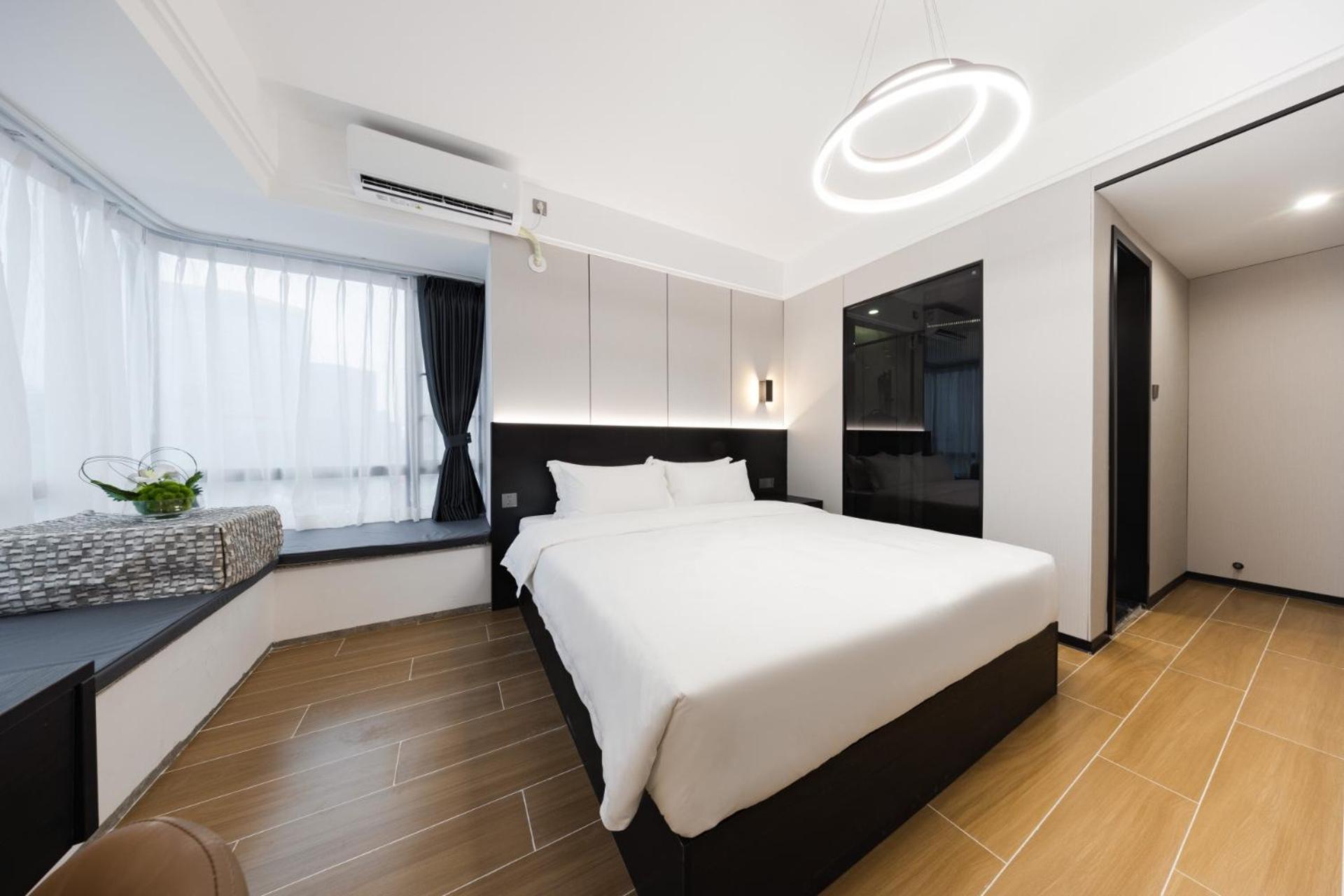 Yoomanjoo - Taikoo Hui Zhengjia Plaza Shipaiqiao Metro Station Branch - Fair 4*