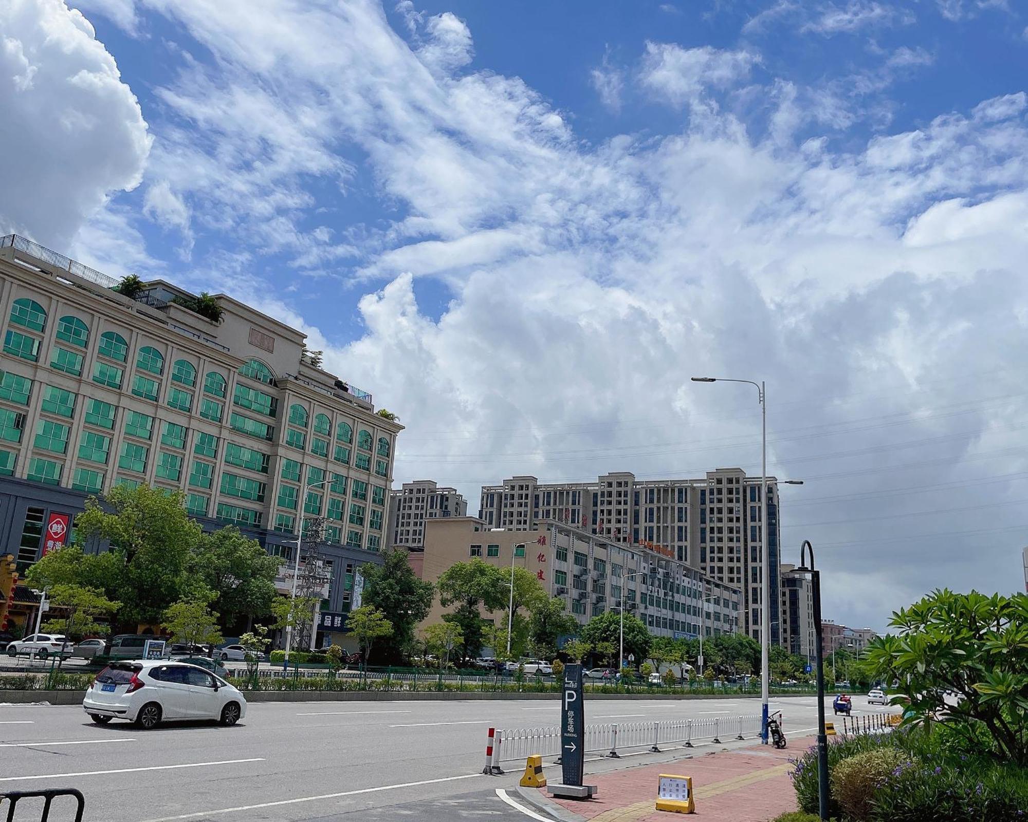 Country & By Radisson, Huadu Shiling Hotel