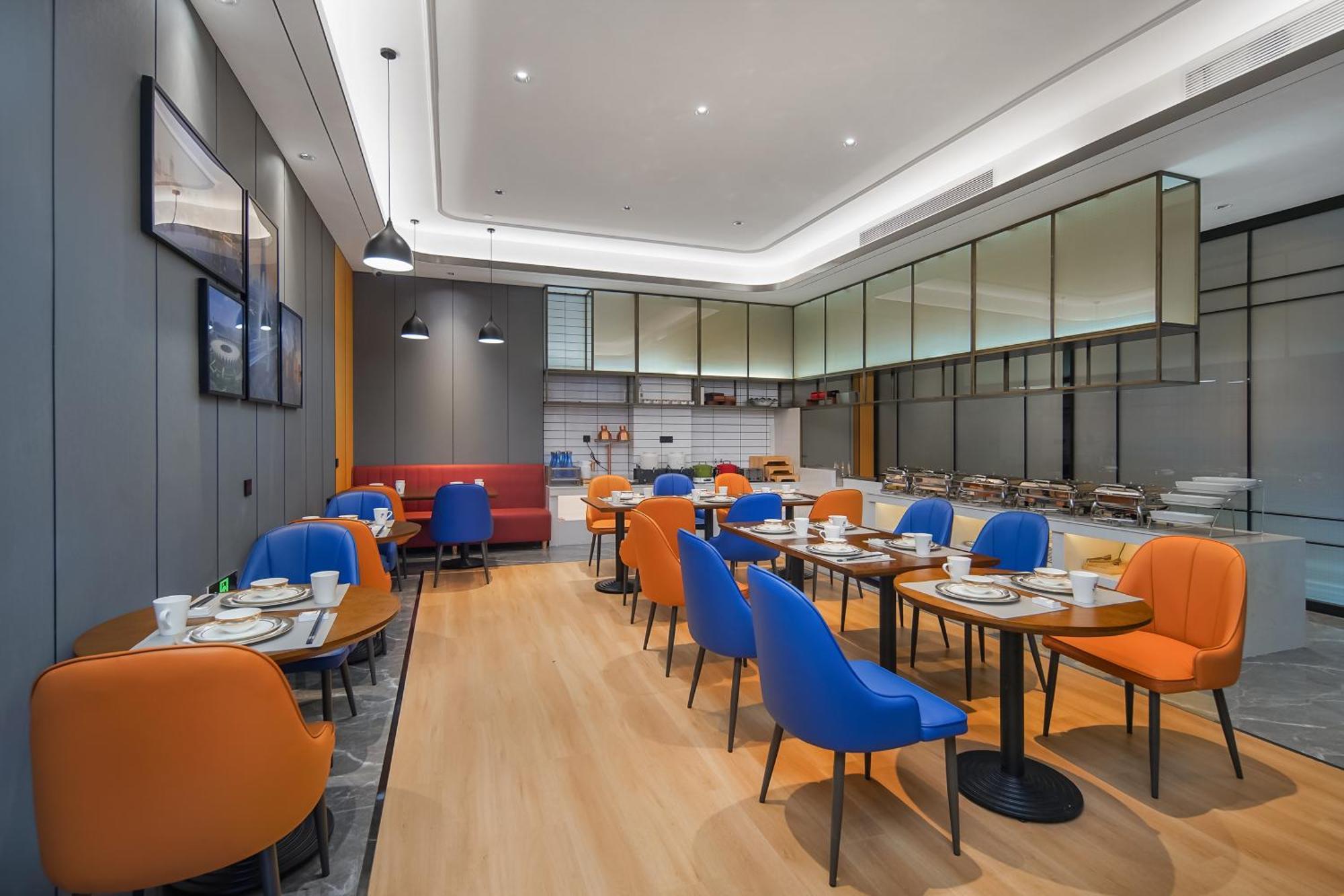 Hotel Country & By Radisson, Huadu Shiling 3*