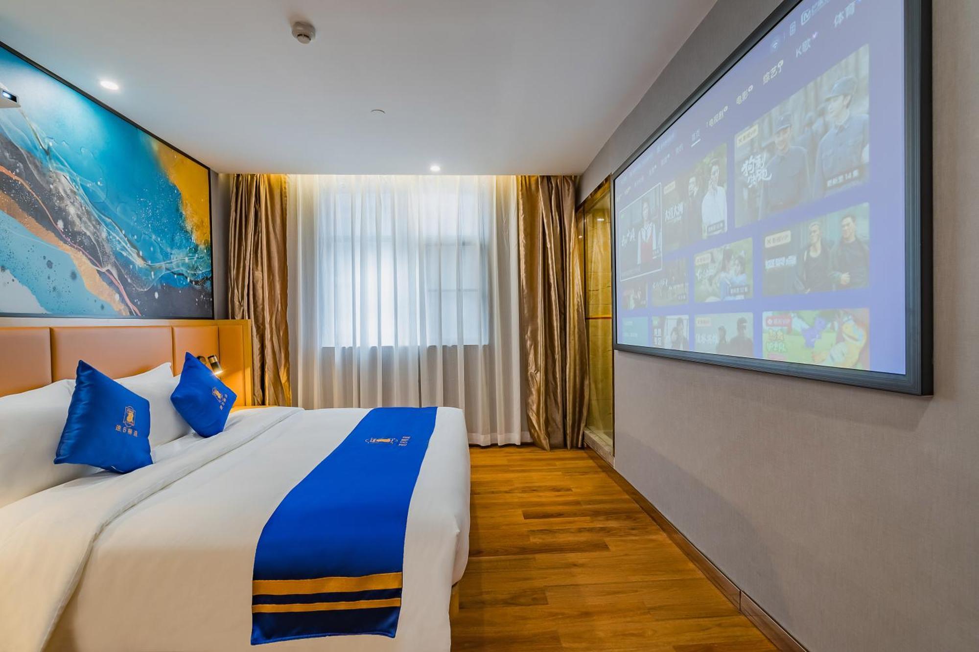 Hotel Super 8 Select Railway Station Xicun Subway Station 3*