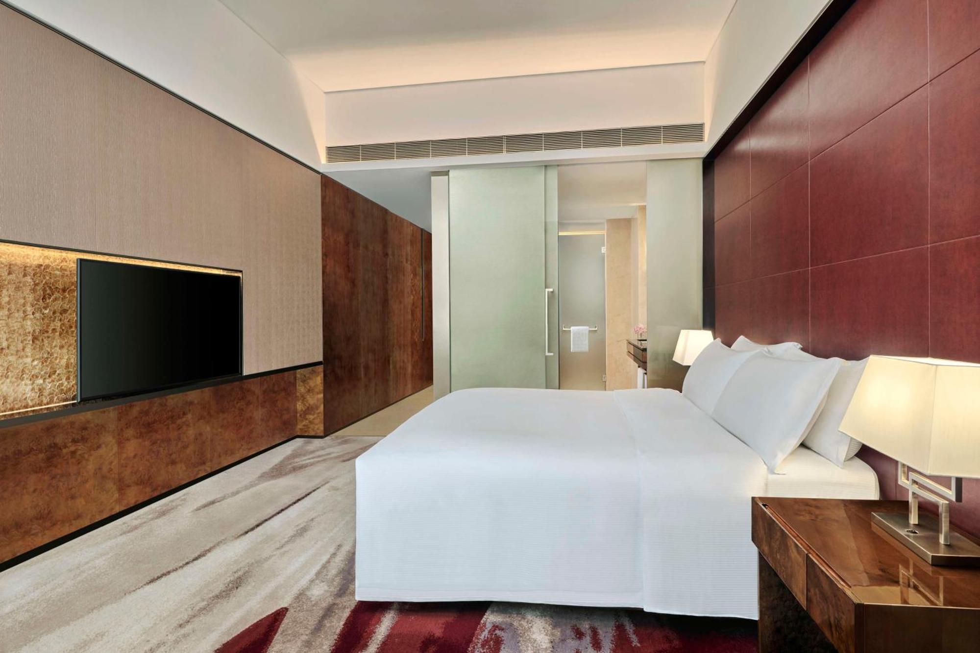 Hilton Tianhe: Fair Shuttle & Registration