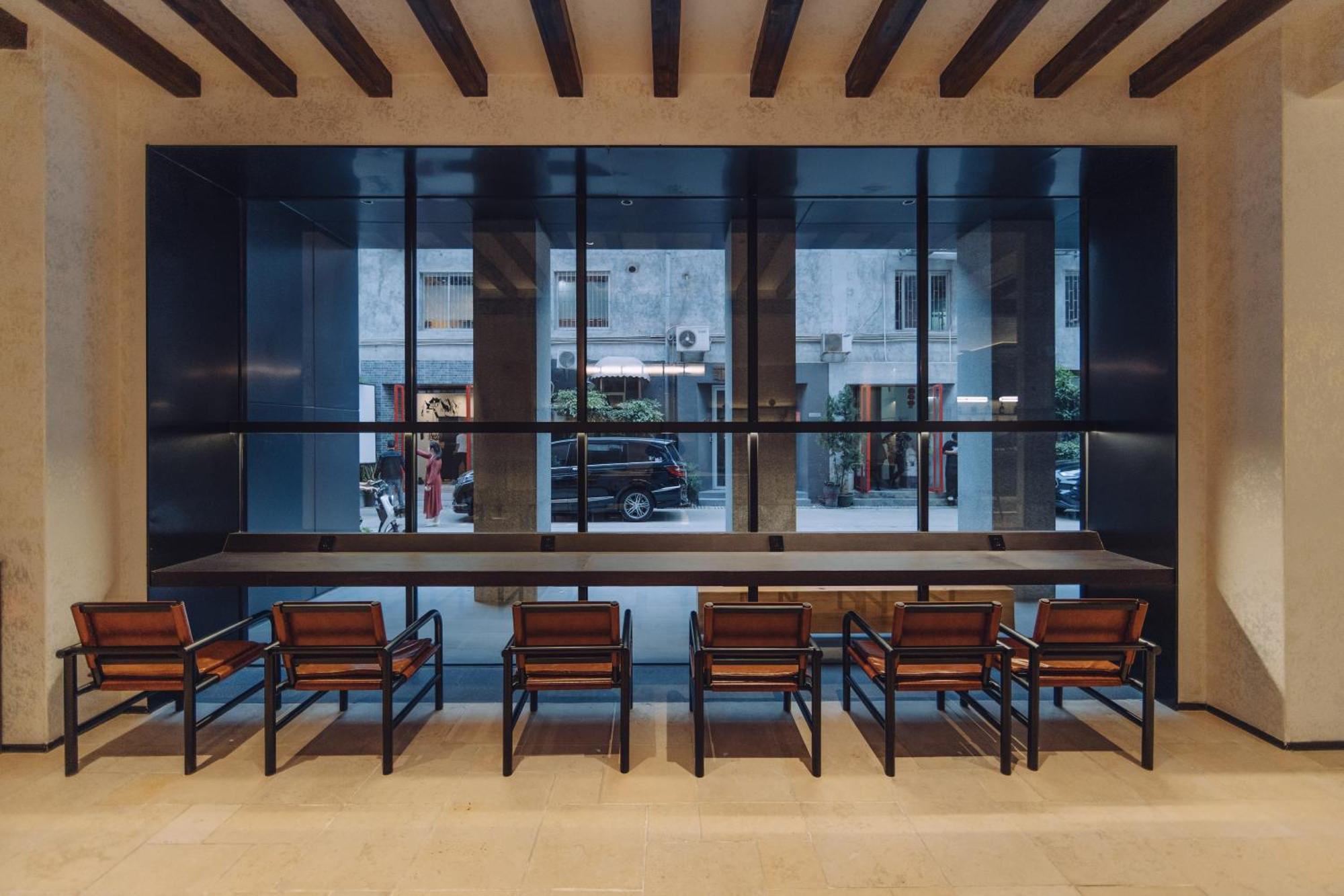 Shamian Island Yatland 4*