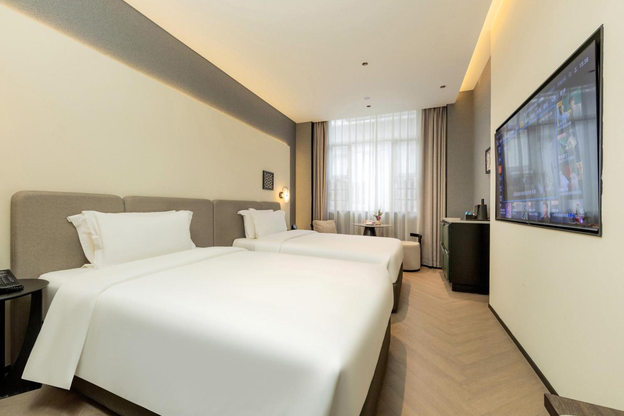 Shamian Island Yatland Guangzhou