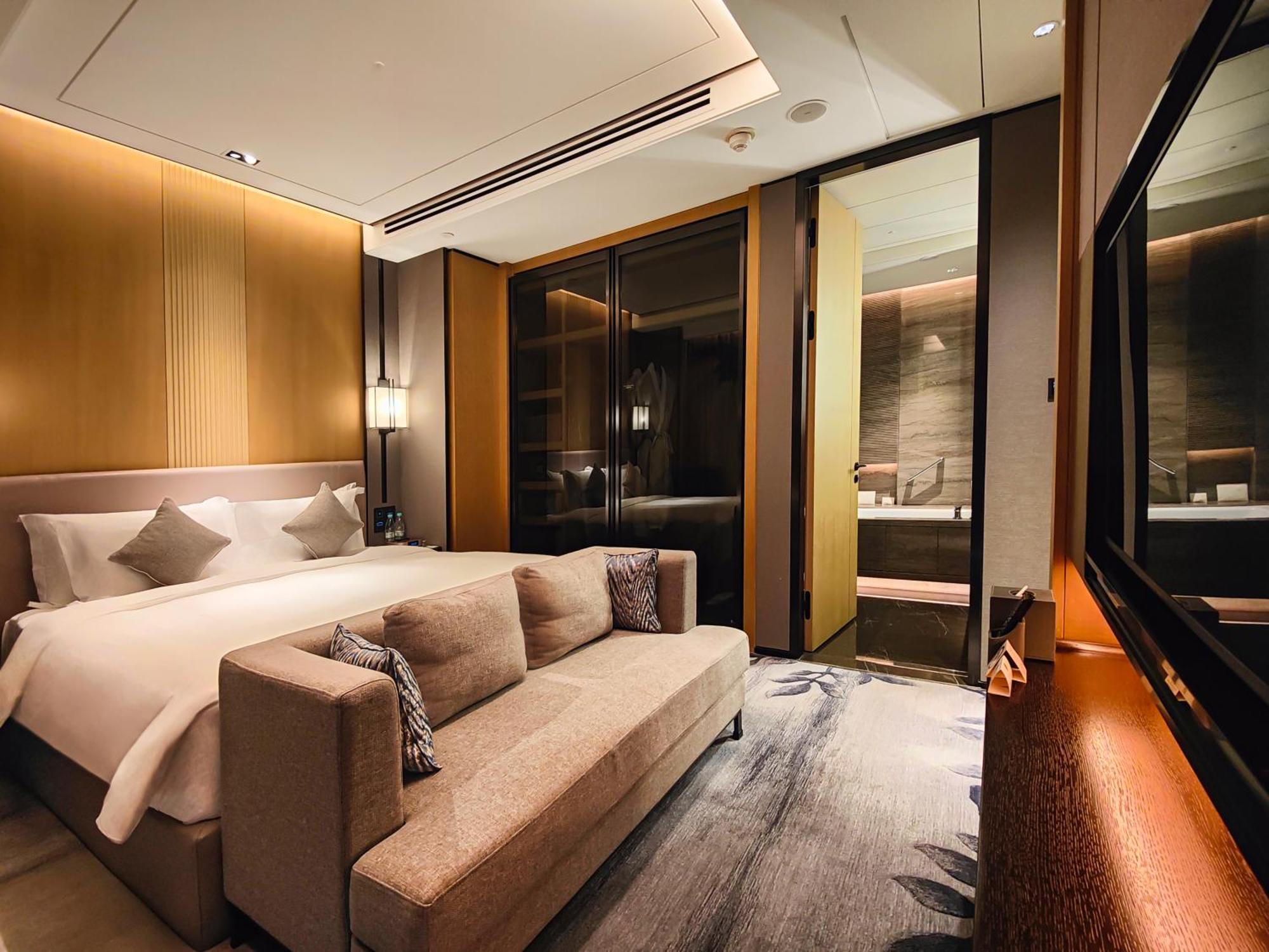 Kempinski Residences - Free Shuttle Between And Exhibition Center During Fair & Exhibitor Registration Counter 5*