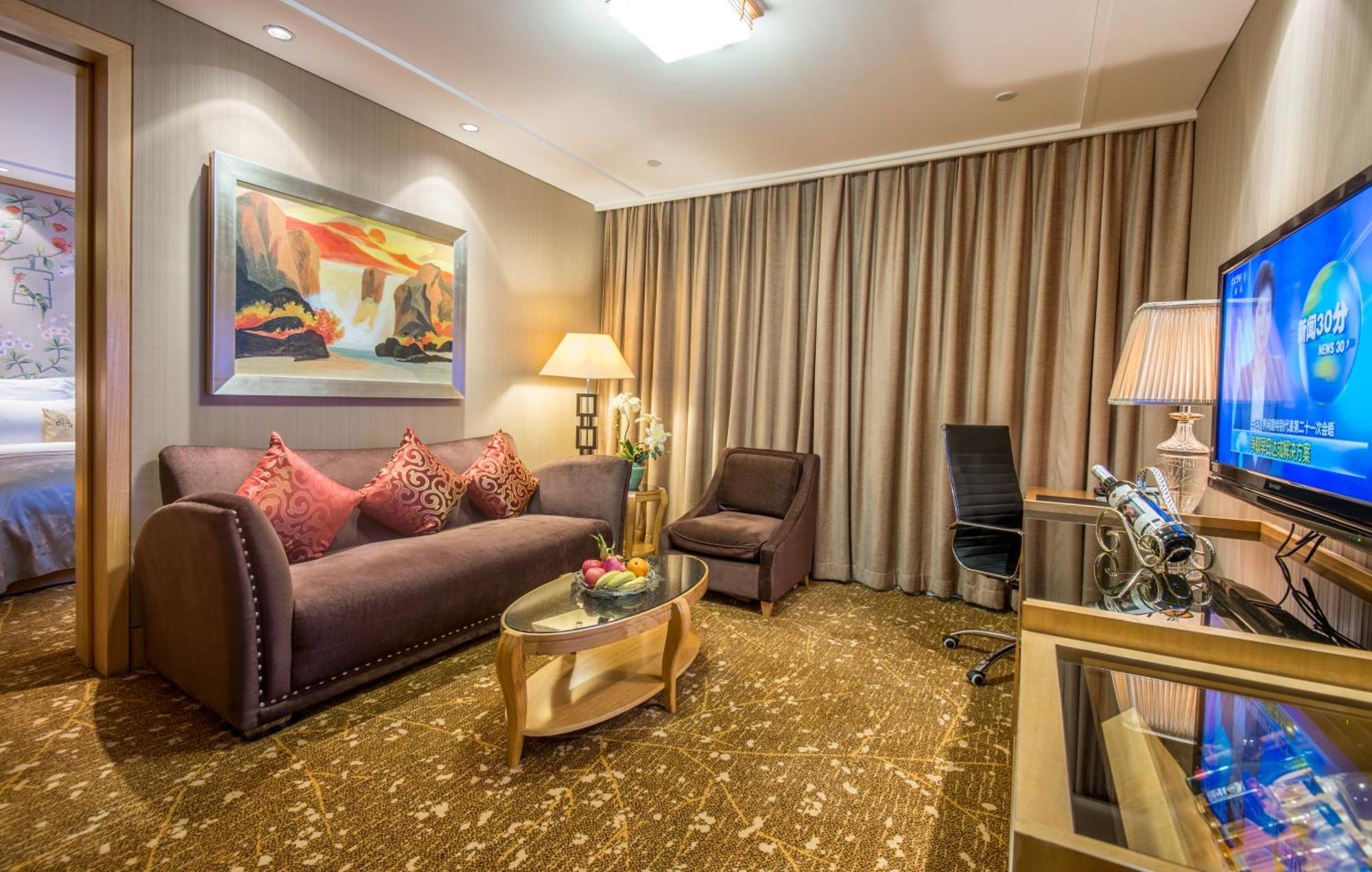 Panyu 4*