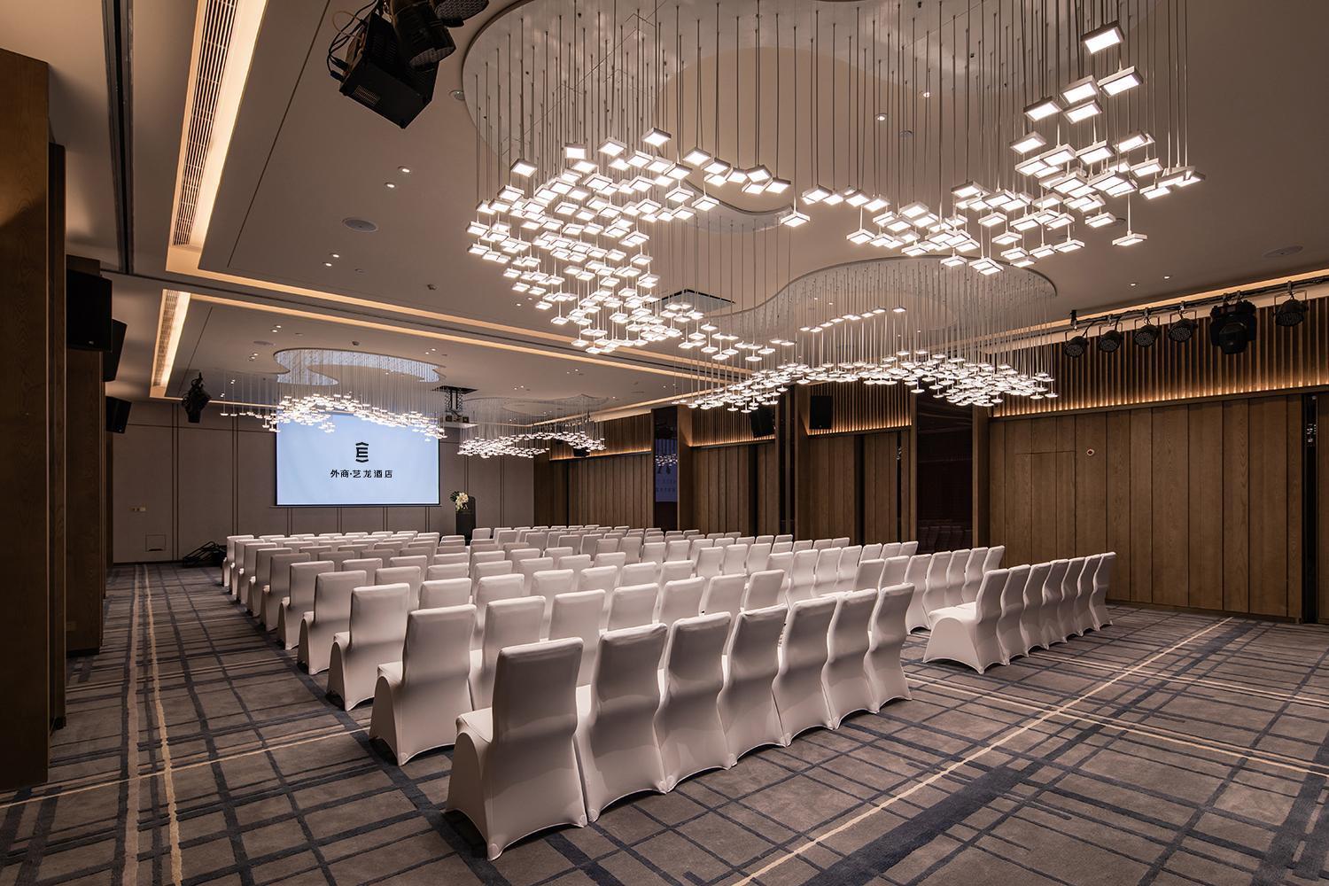 Imperial Traders Elong - Free Shuttle Bus To Fair Complex & Overseas Buyer Registration Services 5*