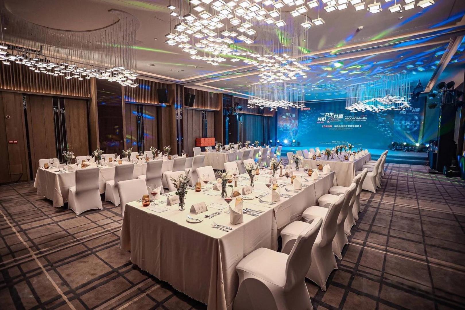 Imperial Traders Elong - Free Shuttle Bus To Fair Complex & Overseas Buyer Registration Services 5* Guangzhou