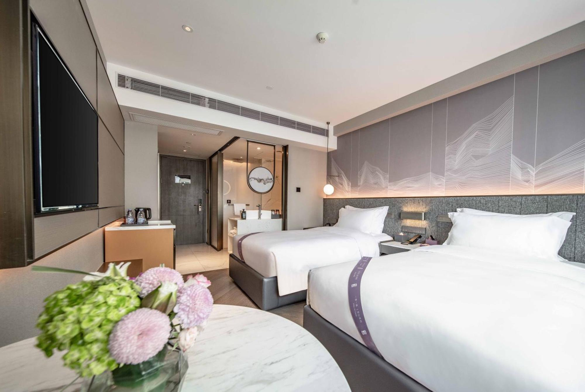 Imperial Traders Elong - Free Shuttle Bus To Fair Complex & Overseas Buyer Registration Services
