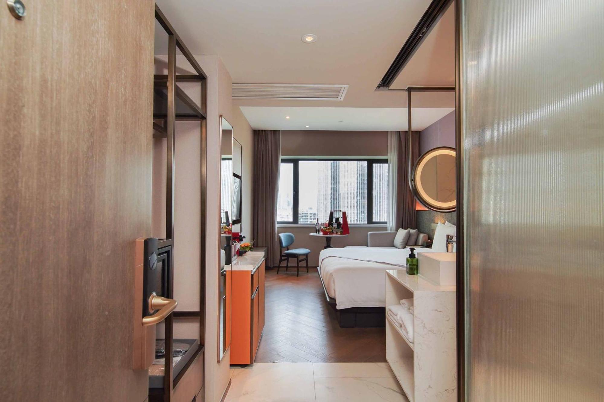 Imperial Traders Elong - Free Shuttle Bus To Fair Complex & Overseas Buyer Registration Services 5*