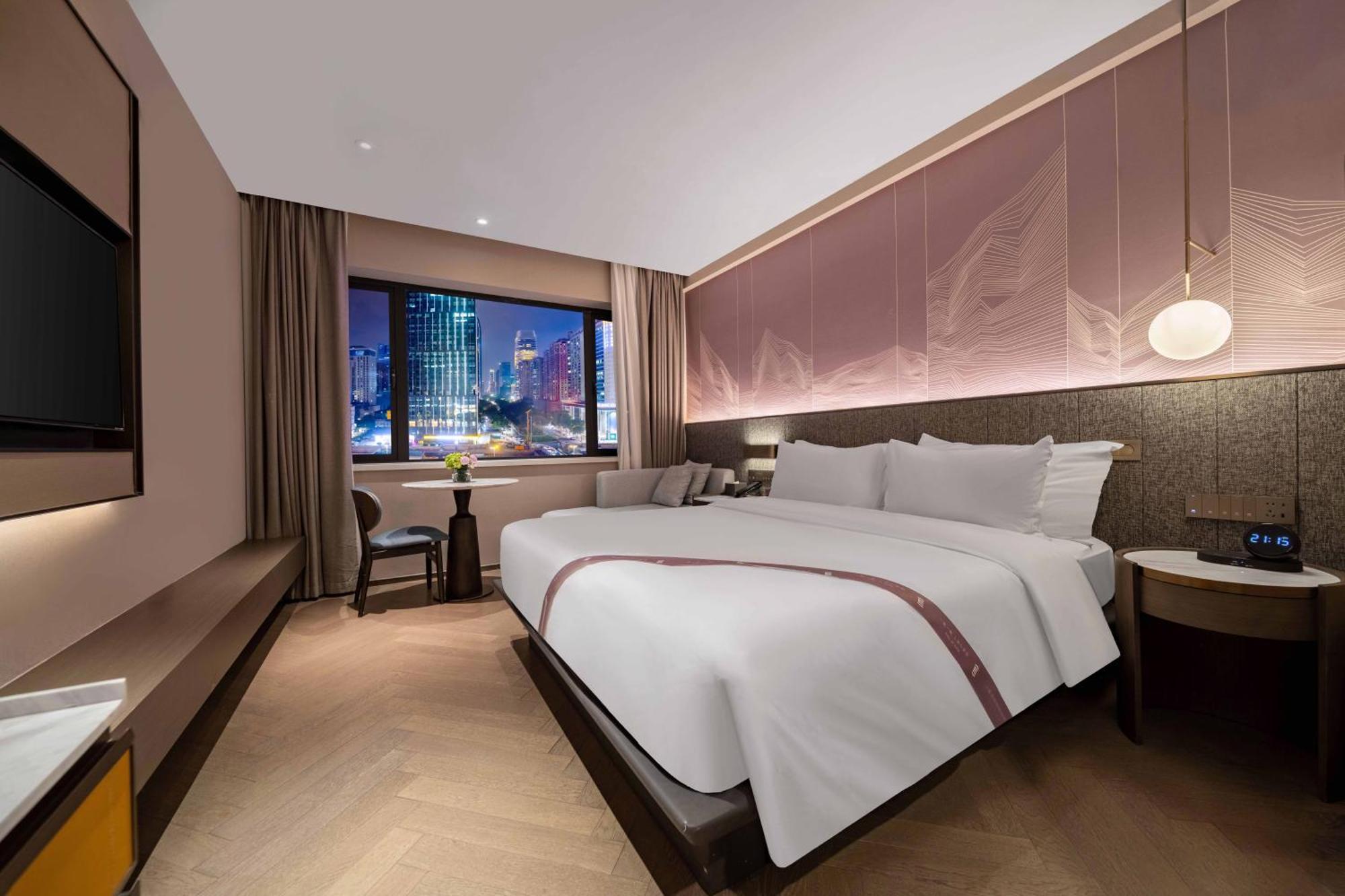 Imperial Traders Elong - Free Shuttle Bus To Fair Complex & Overseas Buyer Registration Services Guangzhou