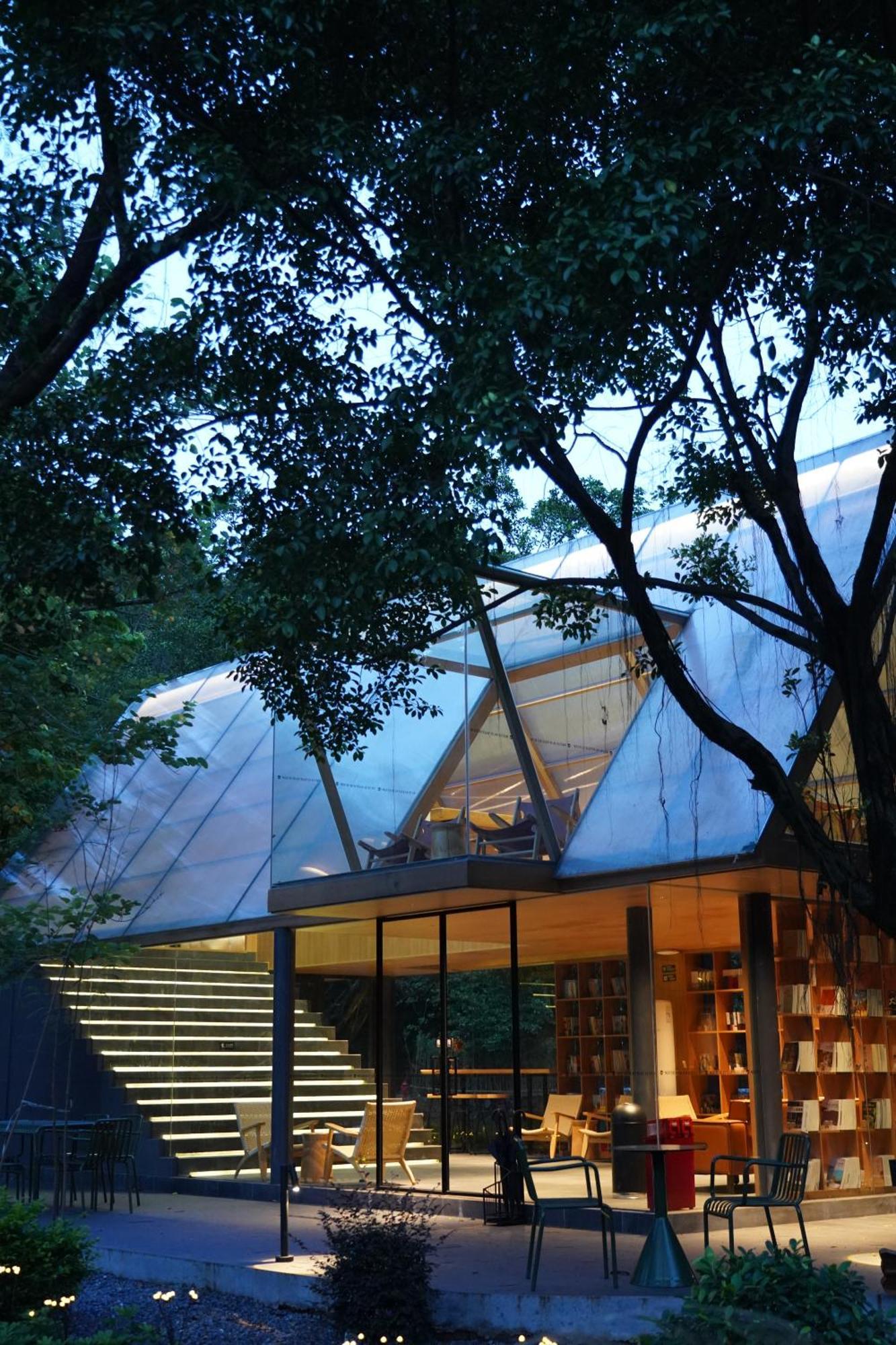 Itree Butterfly's Forest Huadu Homestay