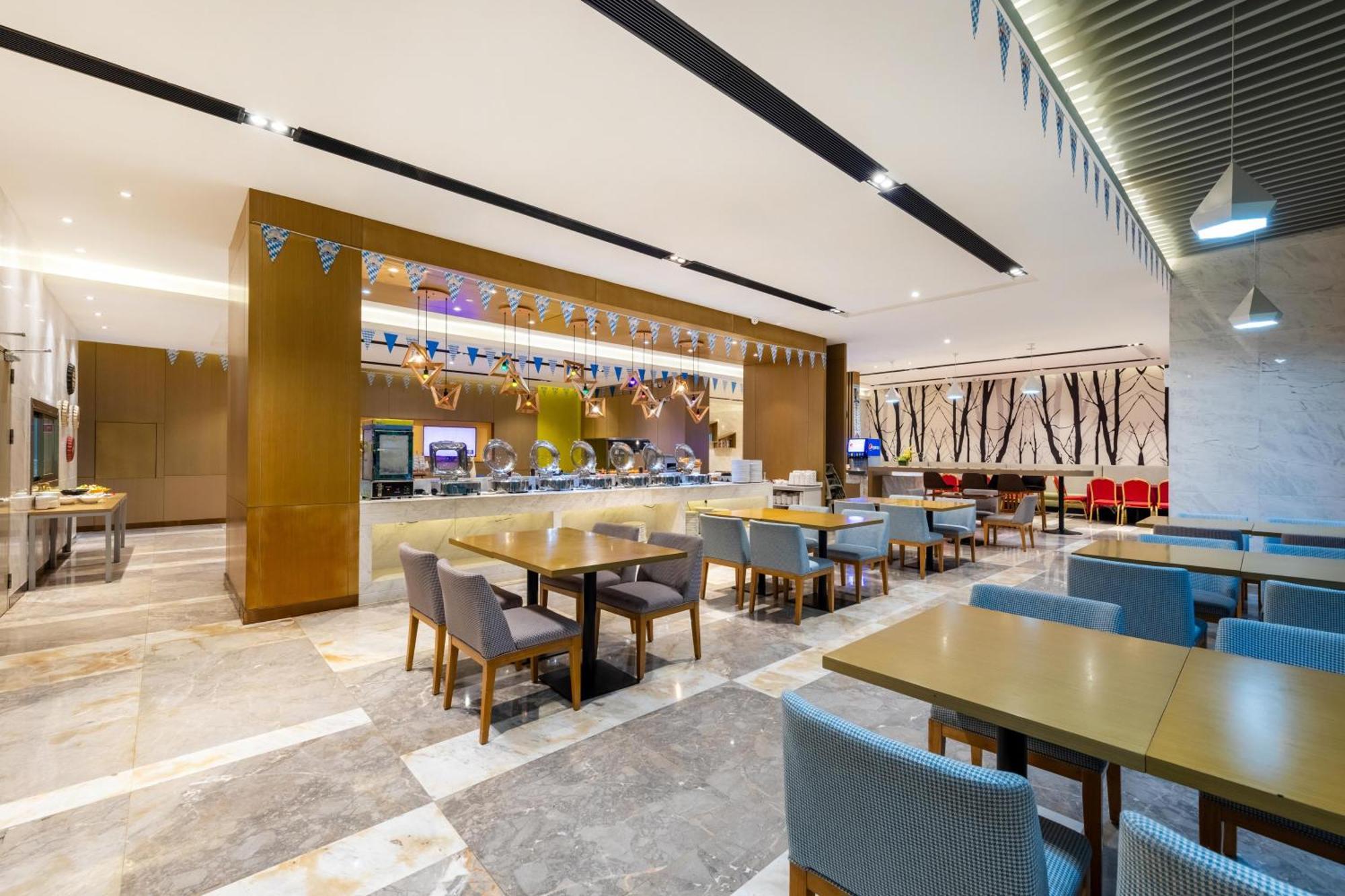 Guangzhou Baiyun Airport Rejoice By Argyle Hotel Rehe Metro Exit B --Free Shuttle Bus Is Provided During The 137Th Canton Fair Hotel Guangzhou