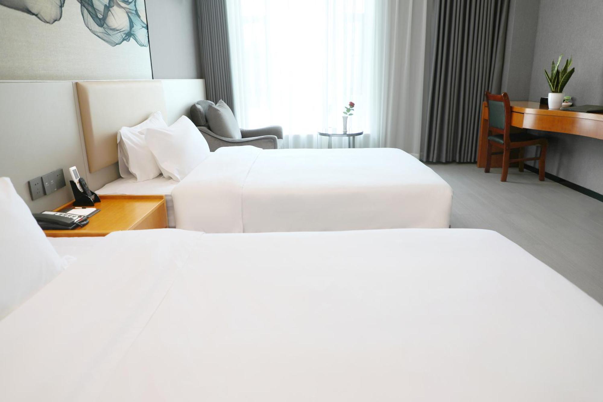 Holiday Villa Hotel Guangzhou