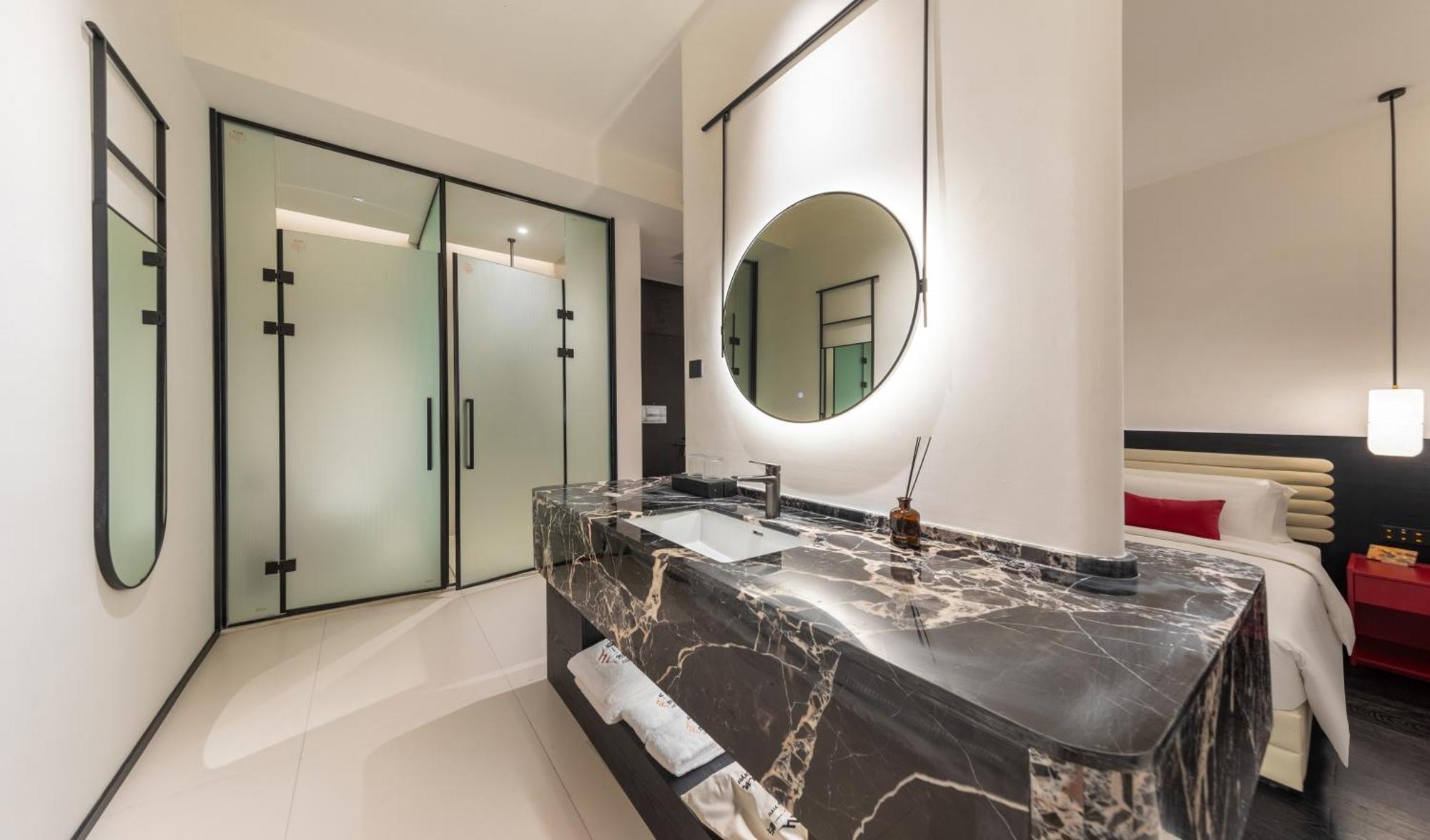 Hotel Likto-yiyu Pazhou Exhibition Tower Branch 3*