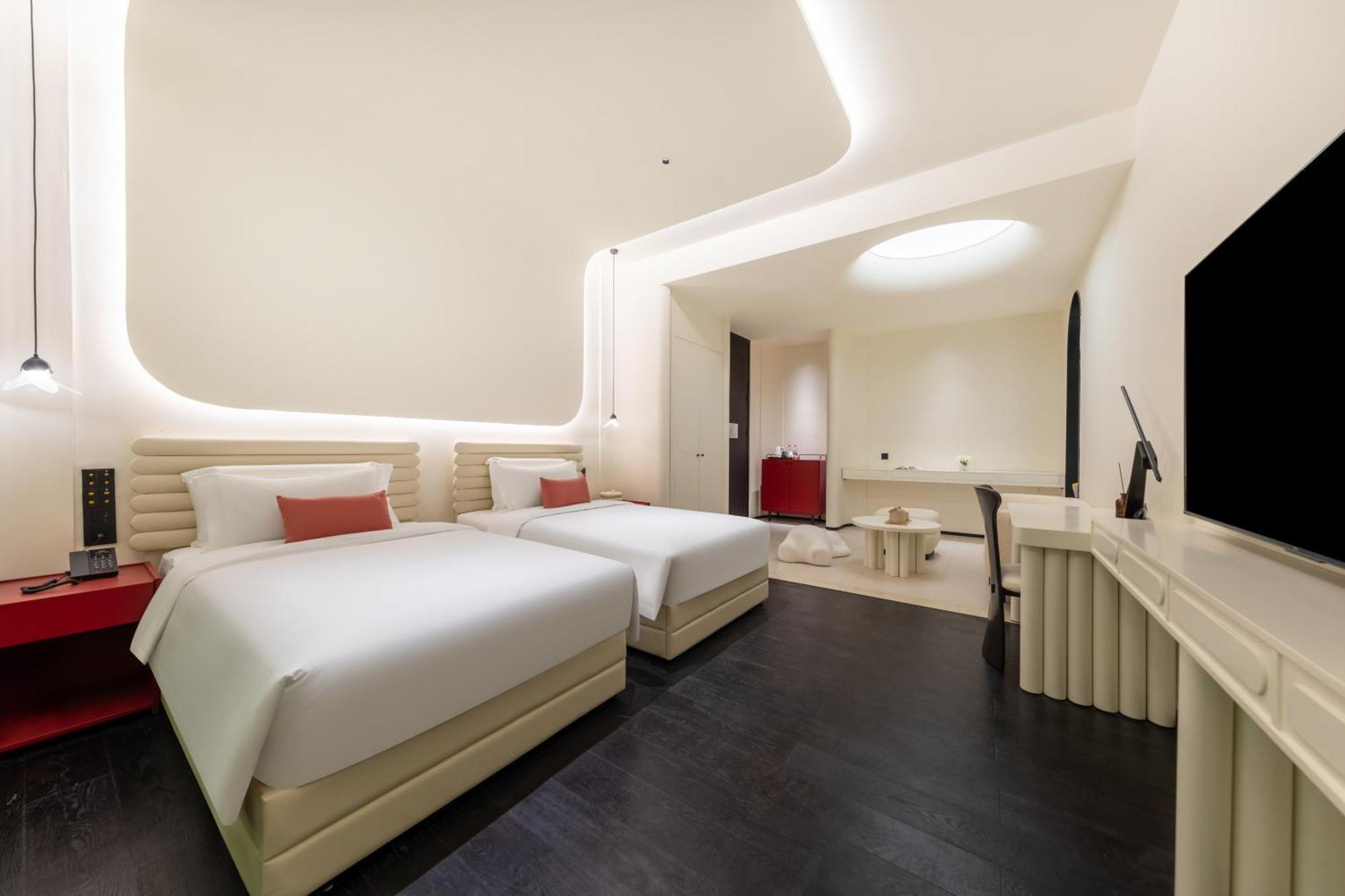 Hotel Likto-yiyu Pazhou Exhibition Tower Branch 3*