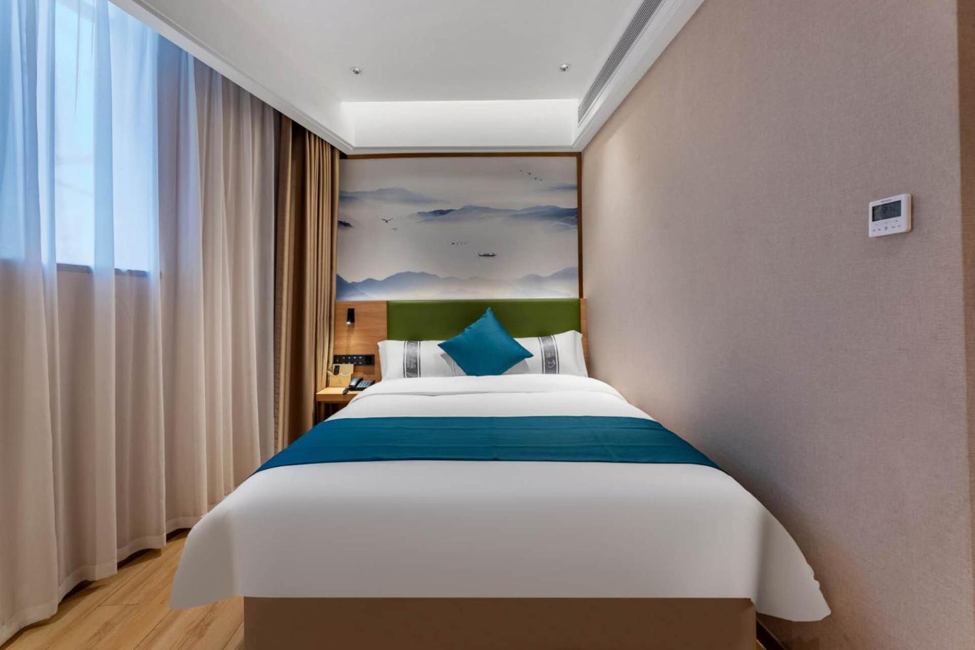 Jintai -guangzhou South Building International Electronics Yide Road Subway Station Store