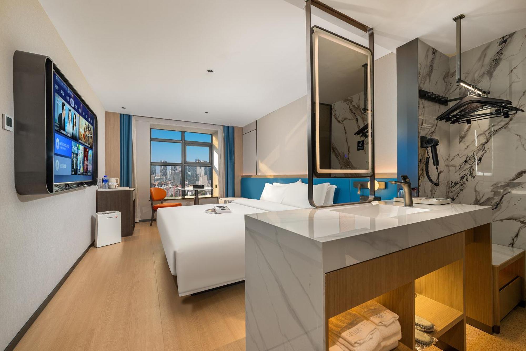 Hotel Warm Yes Business 4*