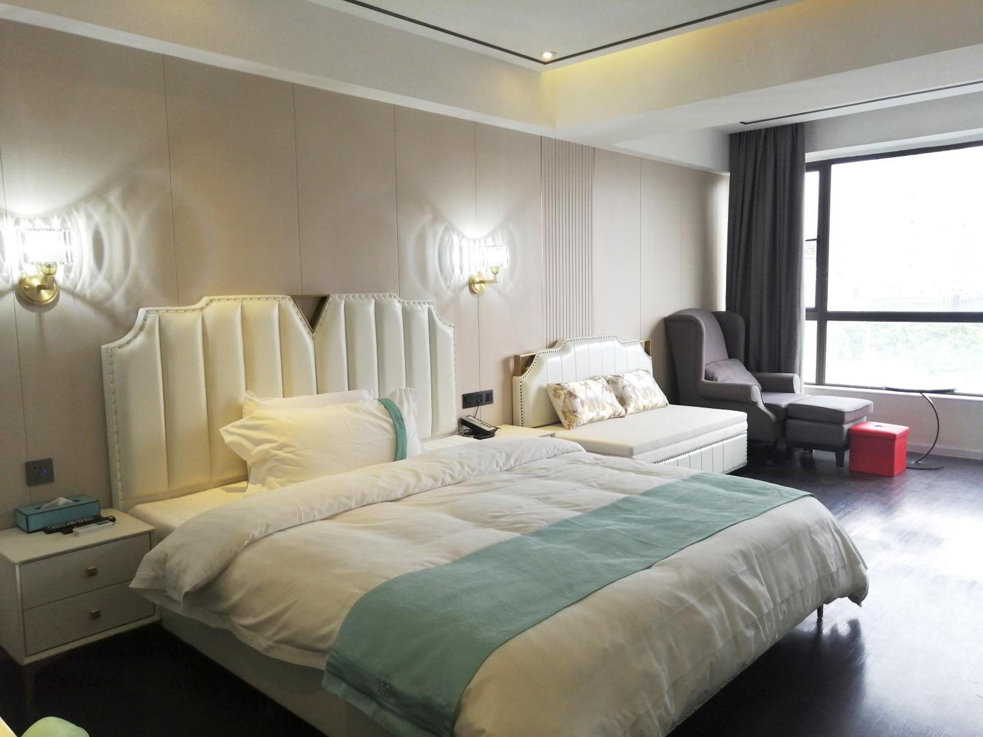 Hotel Xana Elegant Shixi Metro Station Branch